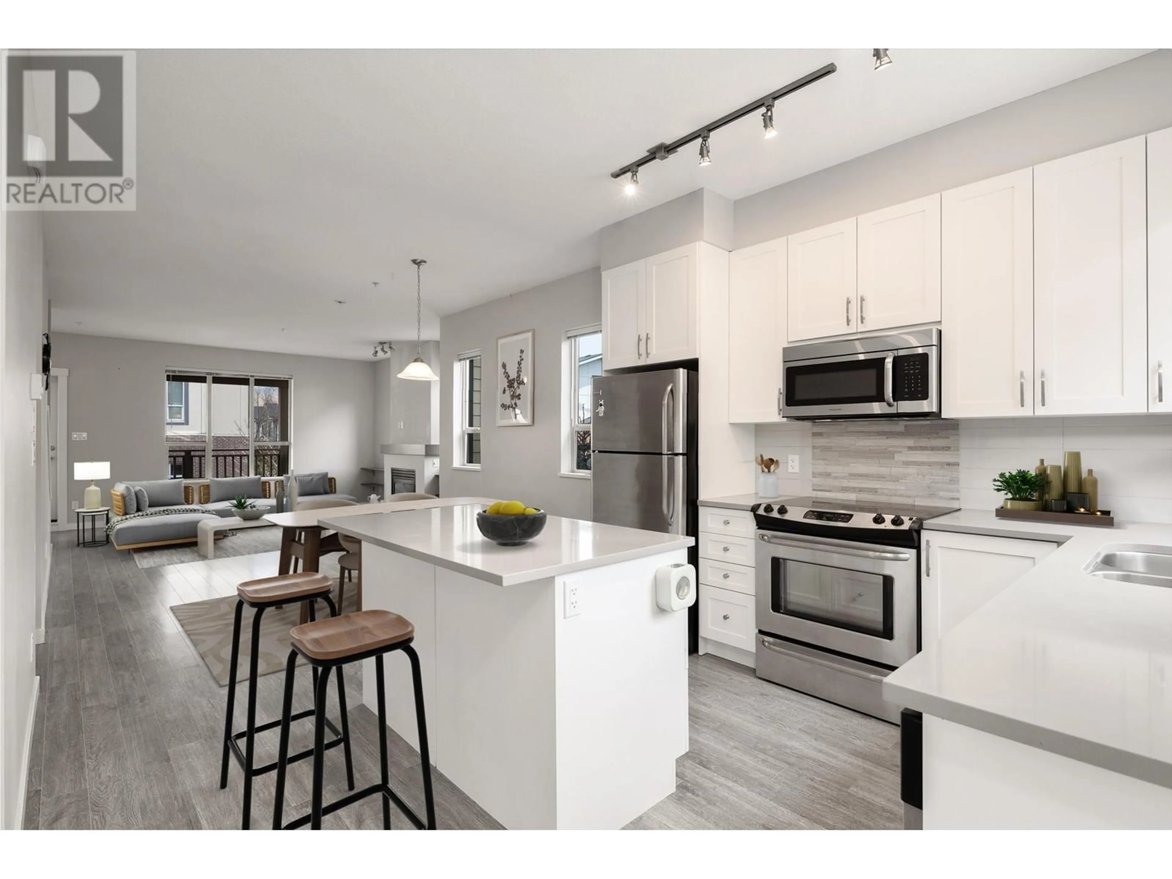 Open concept kitchen, unknown for 38334 EAGLEWIND BOULEVARD, Squamish British Columbia V8B0R8