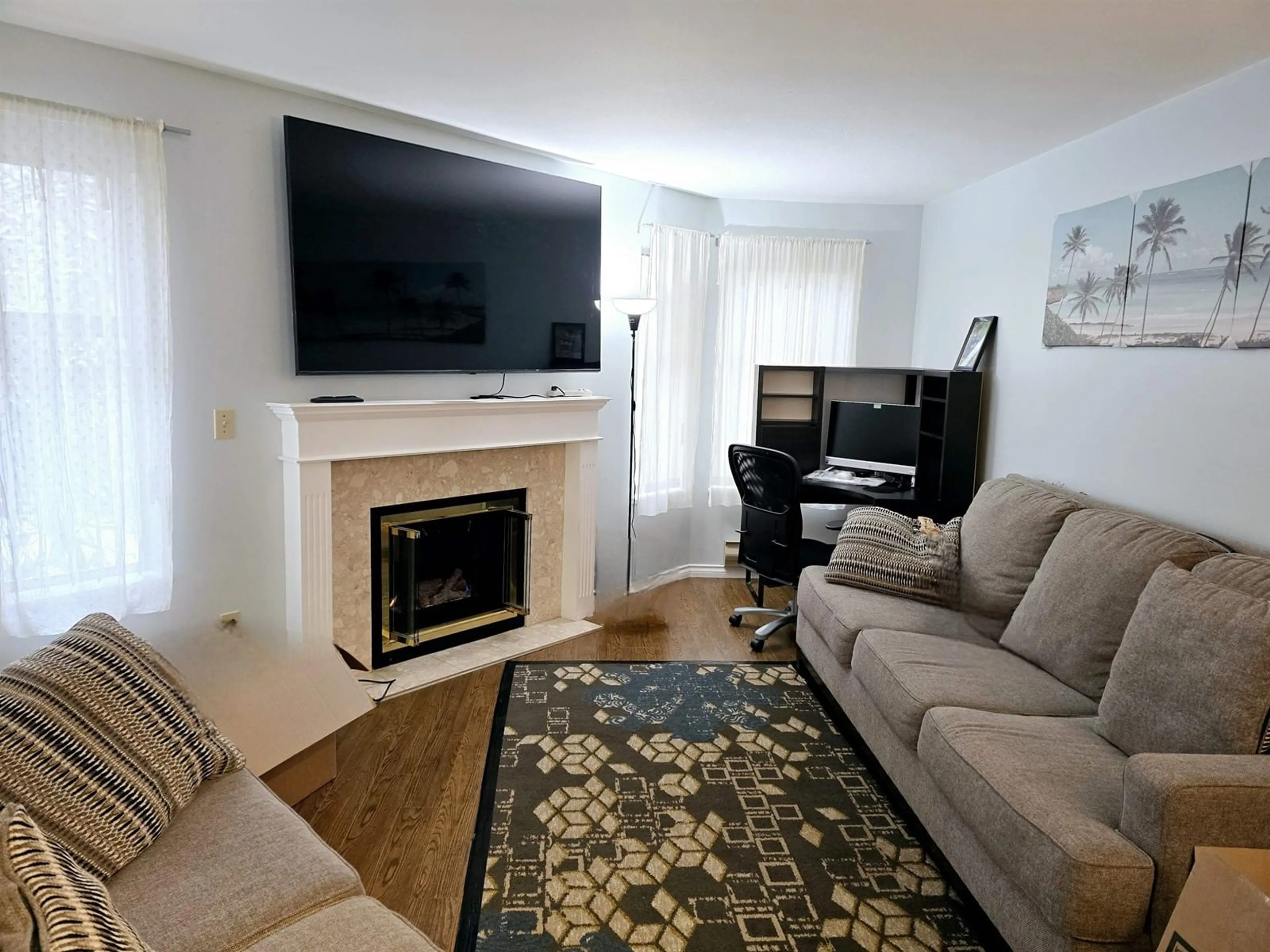 Living room with furniture, unknown for 107 10720 138 STREET, Surrey British Columbia V3T4K5