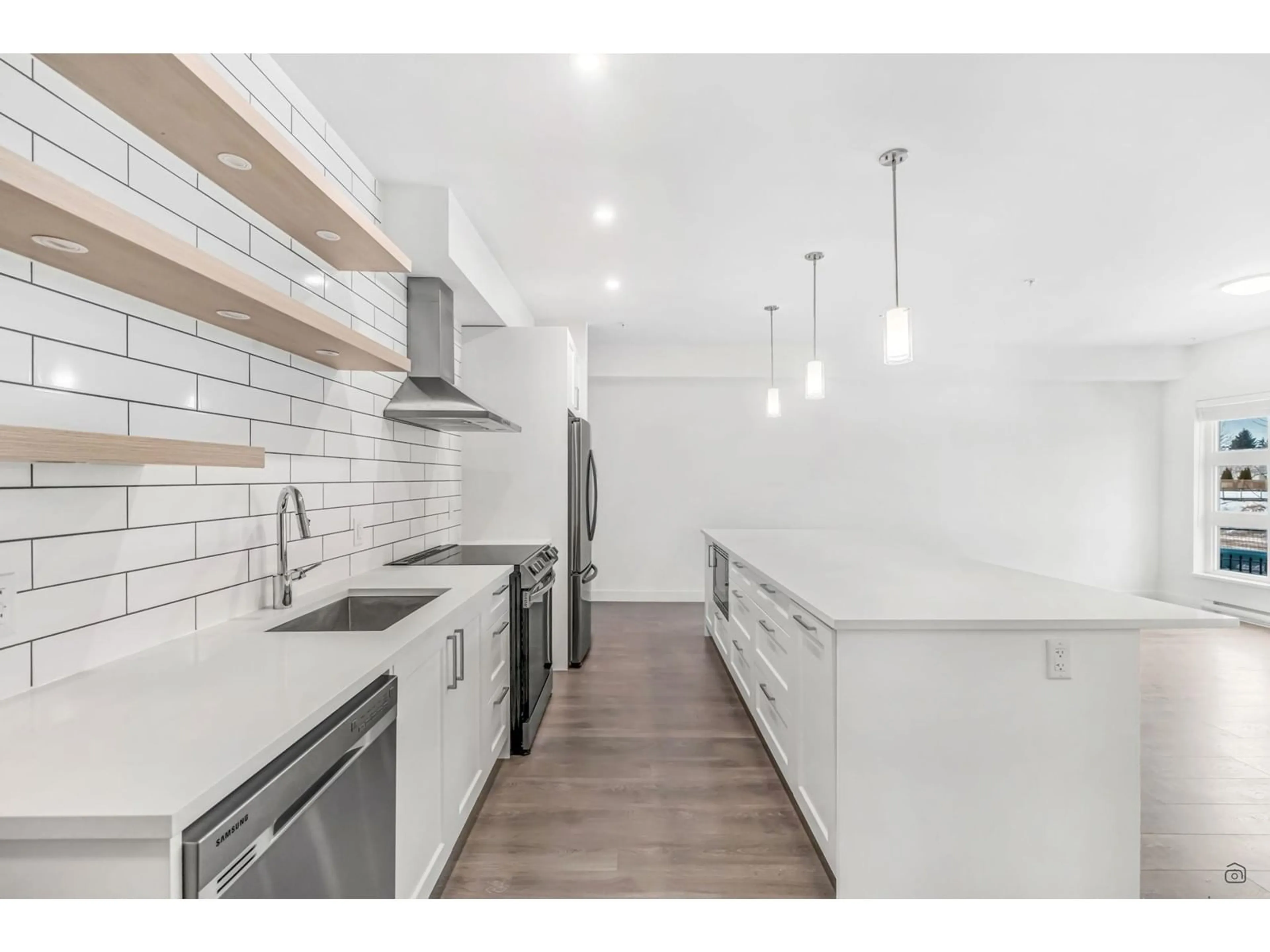 Open concept kitchen, unknown for 23 1419 MCCALLUM ROAD, Abbotsford British Columbia V2S0N1