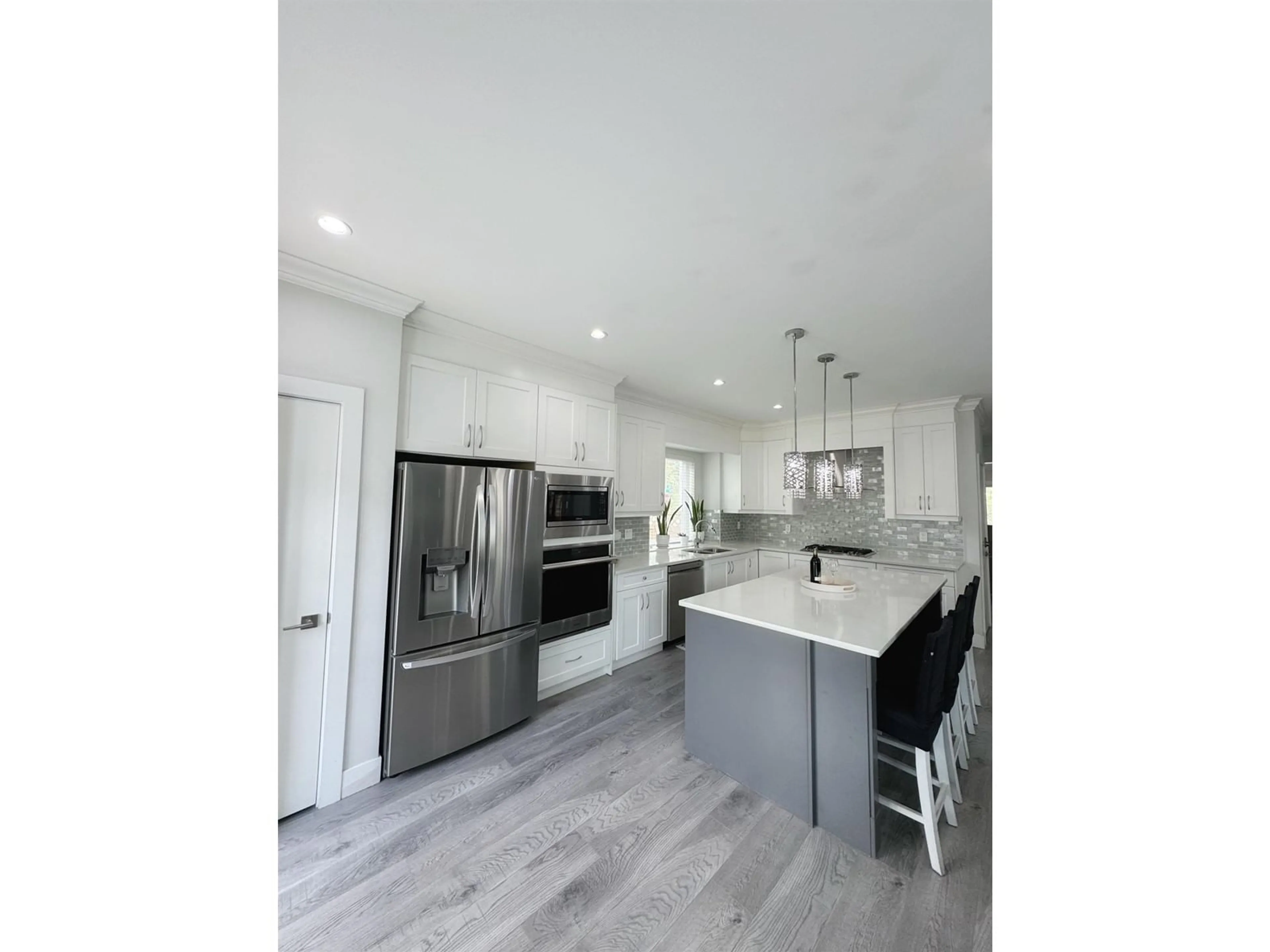 Open concept kitchen, unknown for 6989 206 STREET, Langley British Columbia V2Y0W4