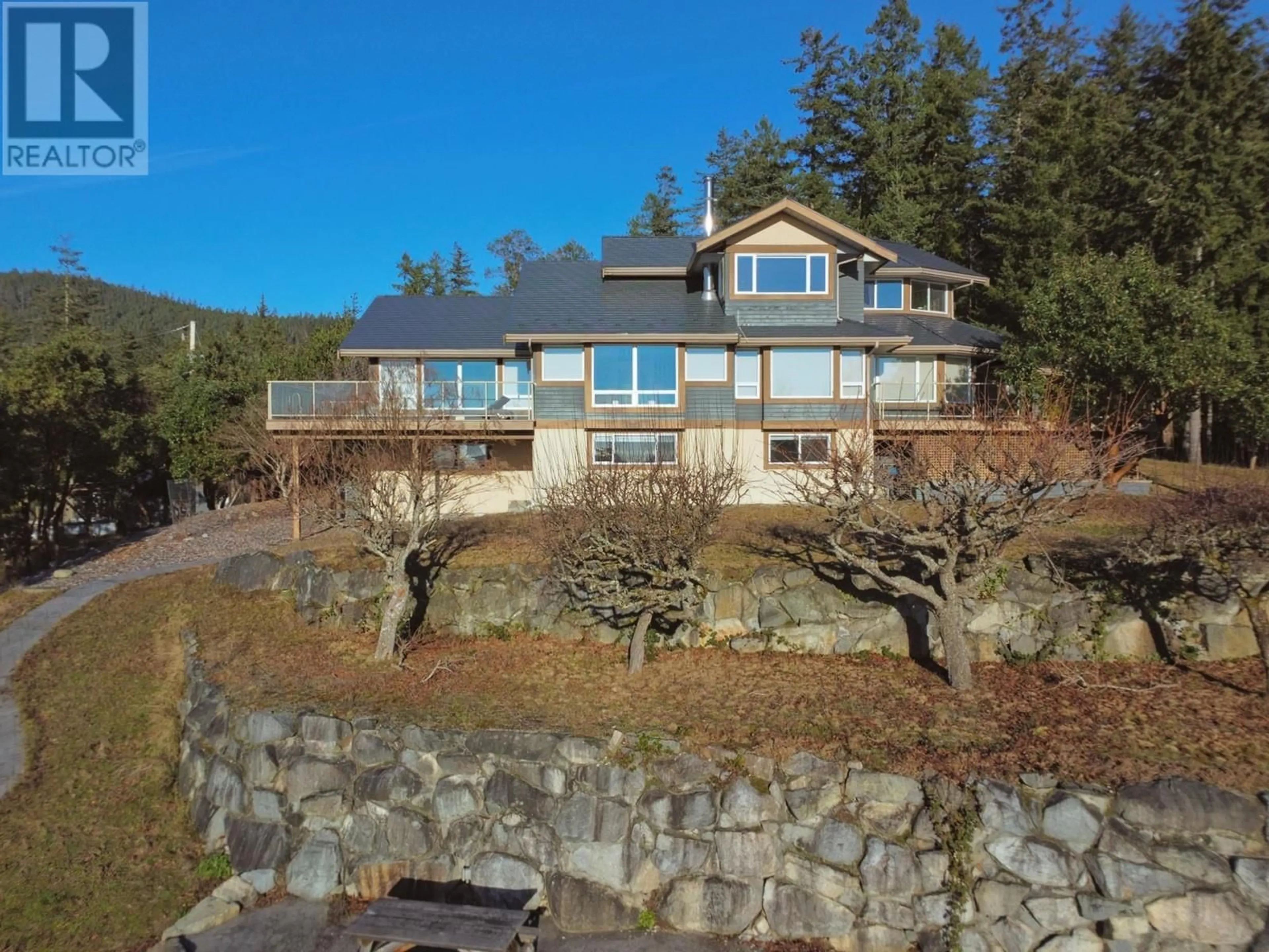 A pic from outside/outdoor area/front of a property/back of a property/a pic from drone, water/lake/river/ocean view for 10339 SUNSHINE COAST HIGHWAY, Halfmoon Bay British Columbia V7Z1B7