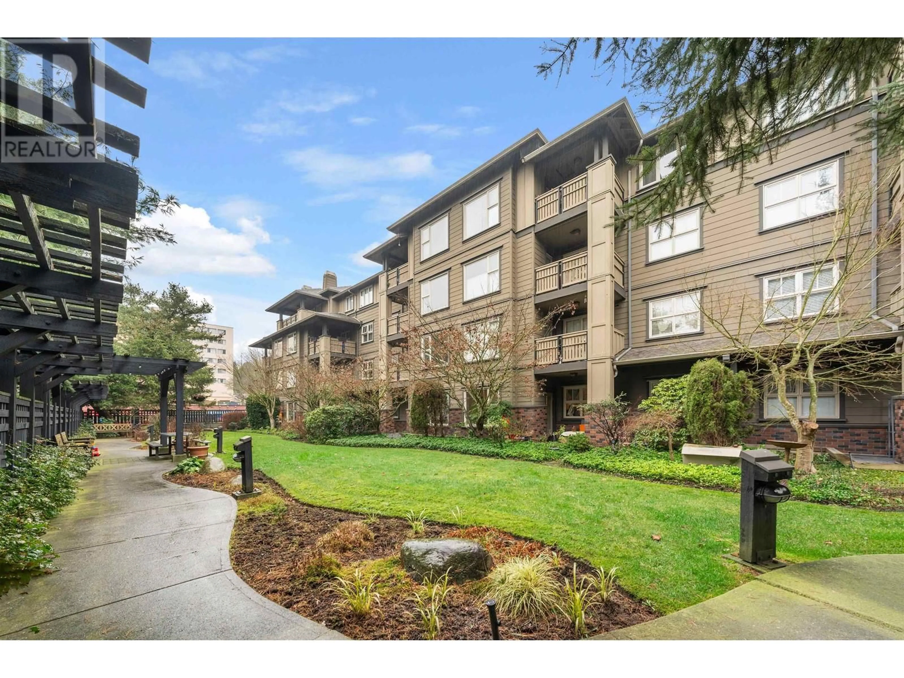 Patio, unknown for 108 808 SANGSTER PLACE, New Westminster British Columbia V3L5W3