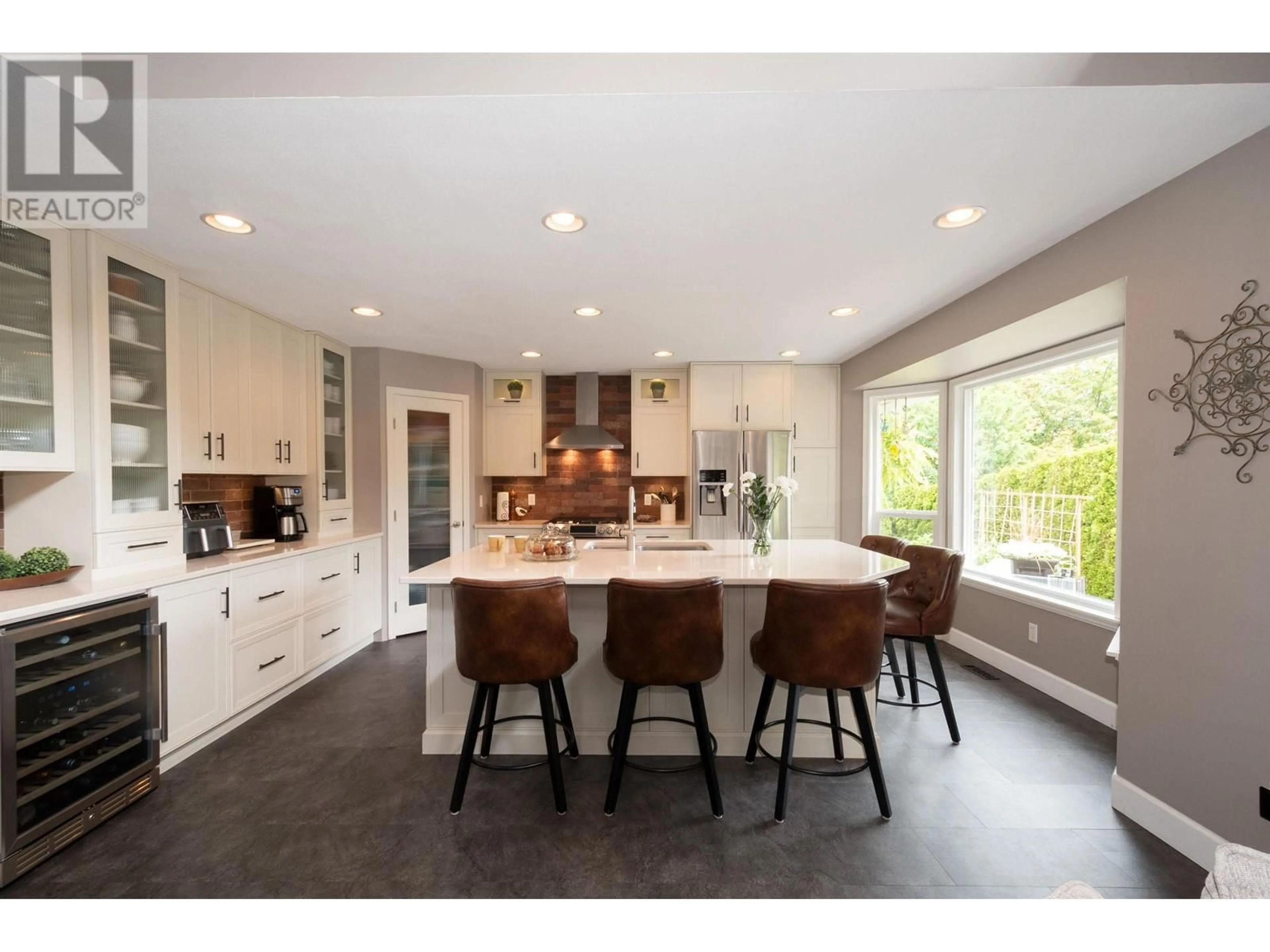 Open concept kitchen, ceramic/tile floor for 10682 240A STREET, Maple Ridge British Columbia V2W2B1