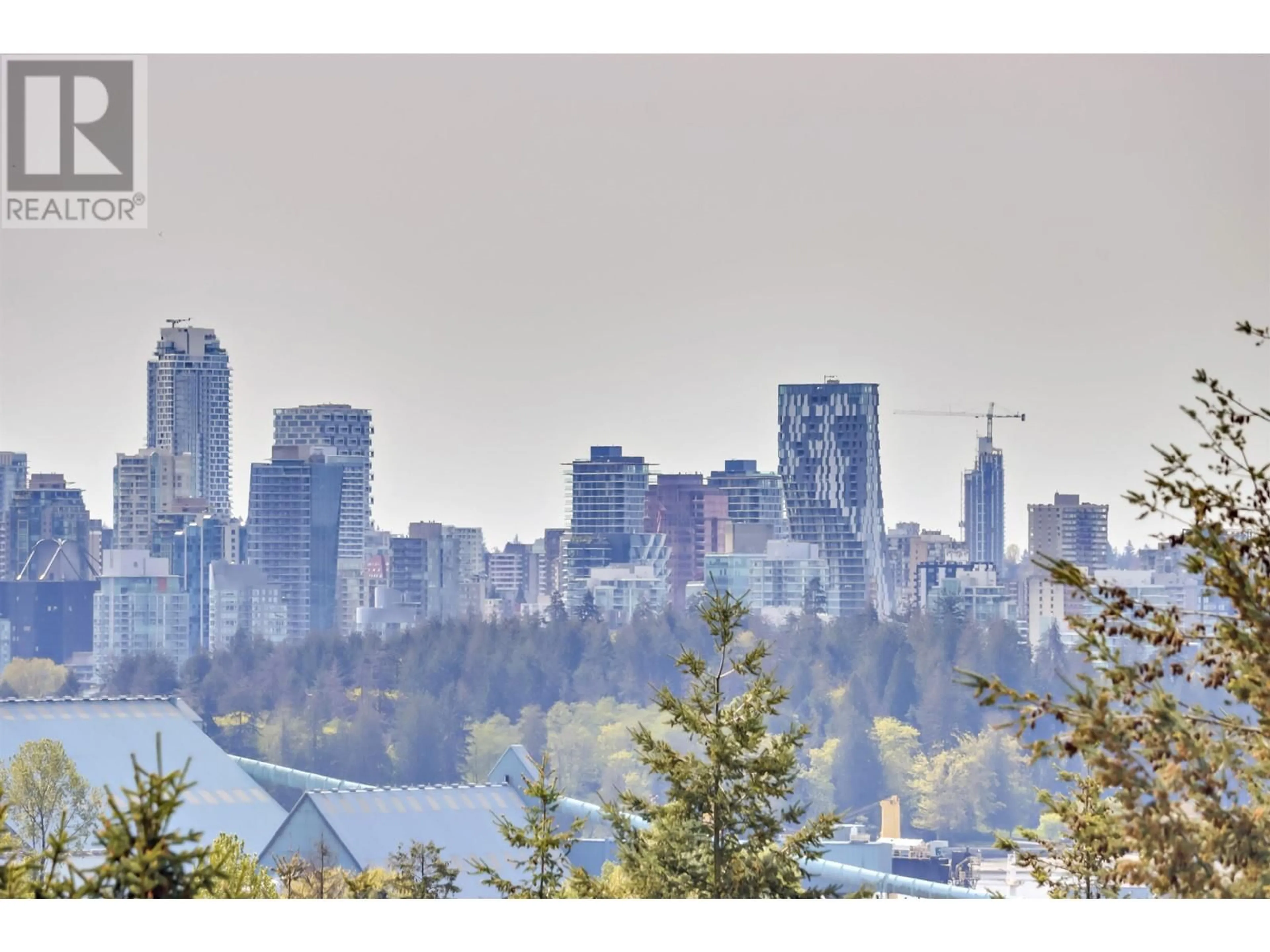 Blurry image for 1110 - 2012 FULLERTON AVENUE, North Vancouver British Columbia V7P3E3