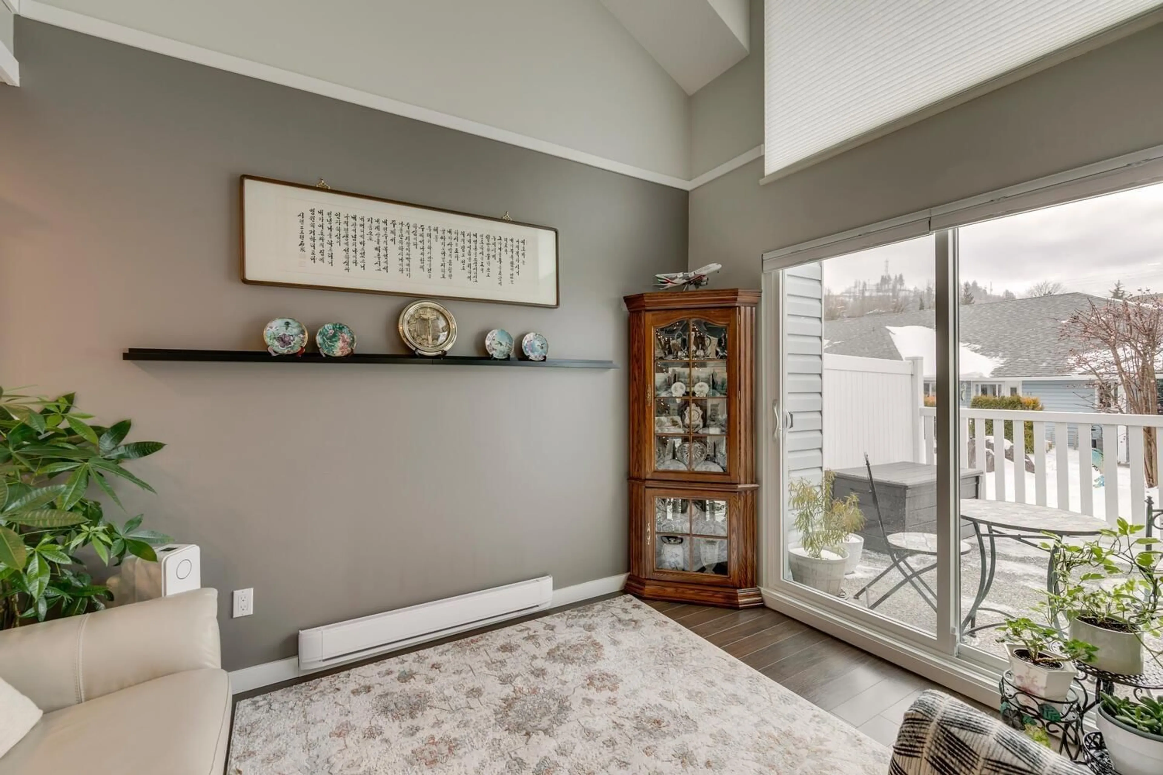 Indoor entryway for 86 34959 OLD CLAYBURN ROAD, Abbotsford British Columbia V2S6W7