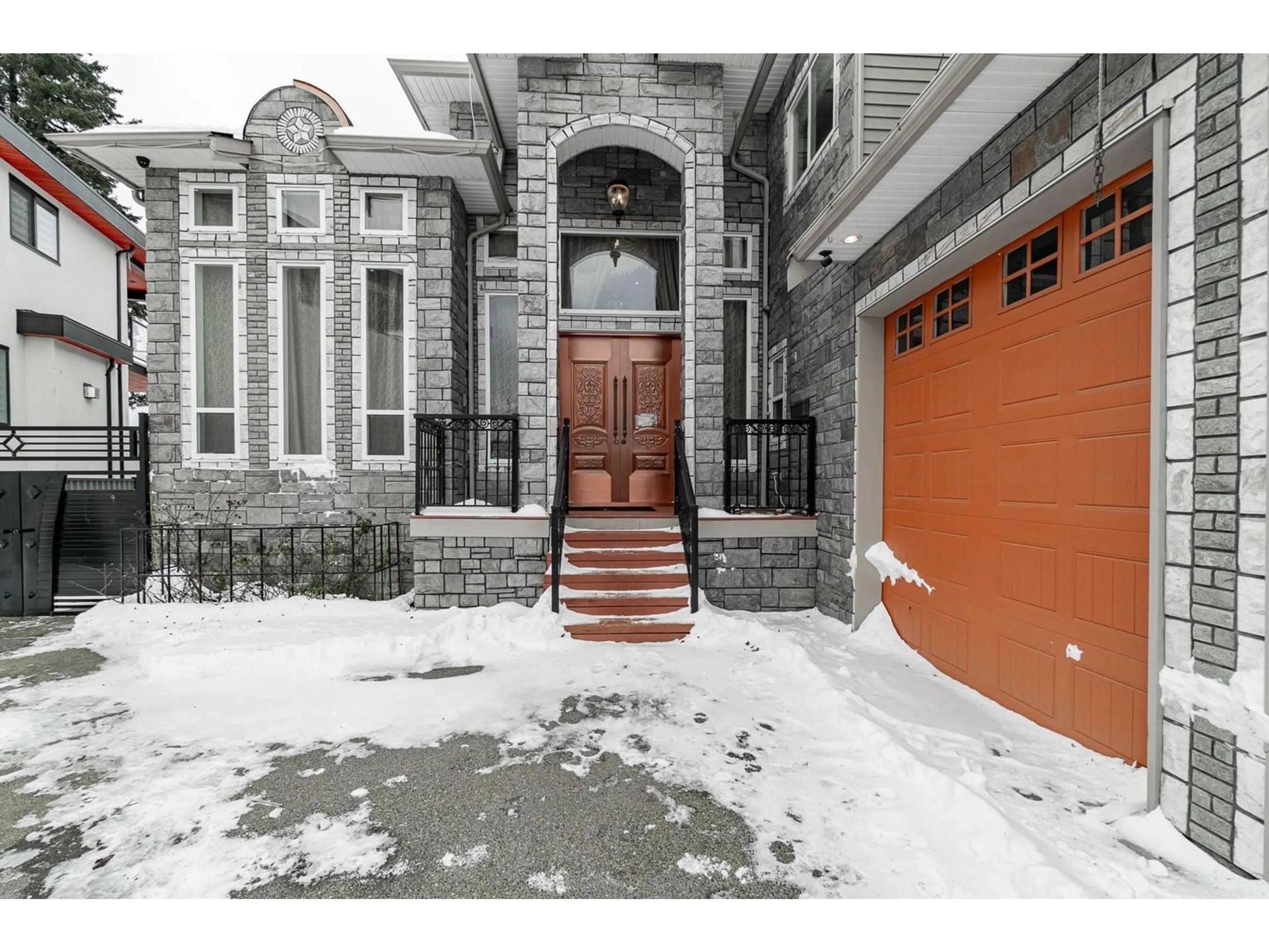 Indoor entryway for 31872 MADIERA PLACE, Abbotsford British Columbia V2T4B7