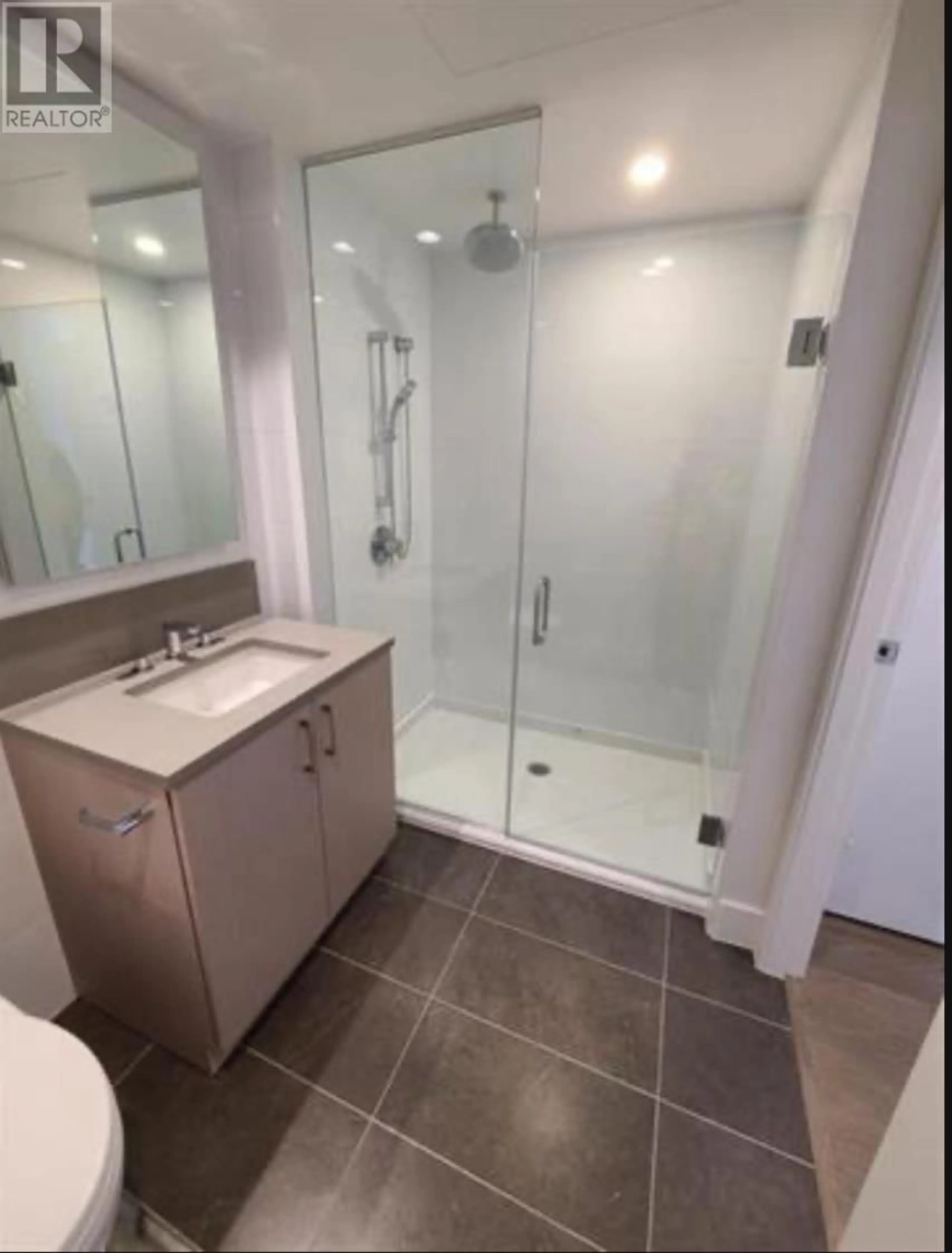 Standard bathroom, ceramic/tile floor for 704 1675 LIONS GATE LANE, North Vancouver British Columbia V7P0E3