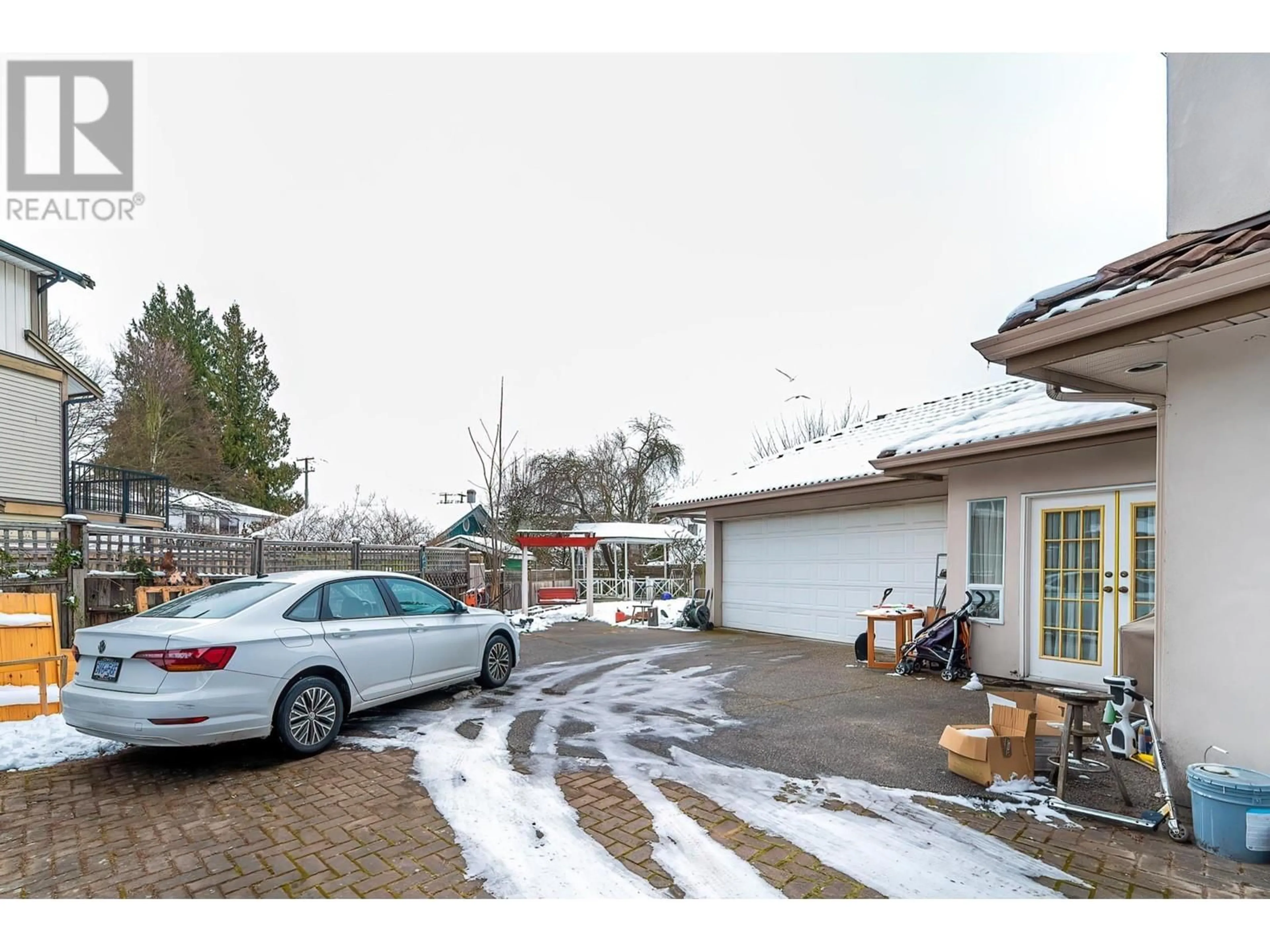 Unknown for 5948 LANCING ROAD, Richmond British Columbia V7C3A1