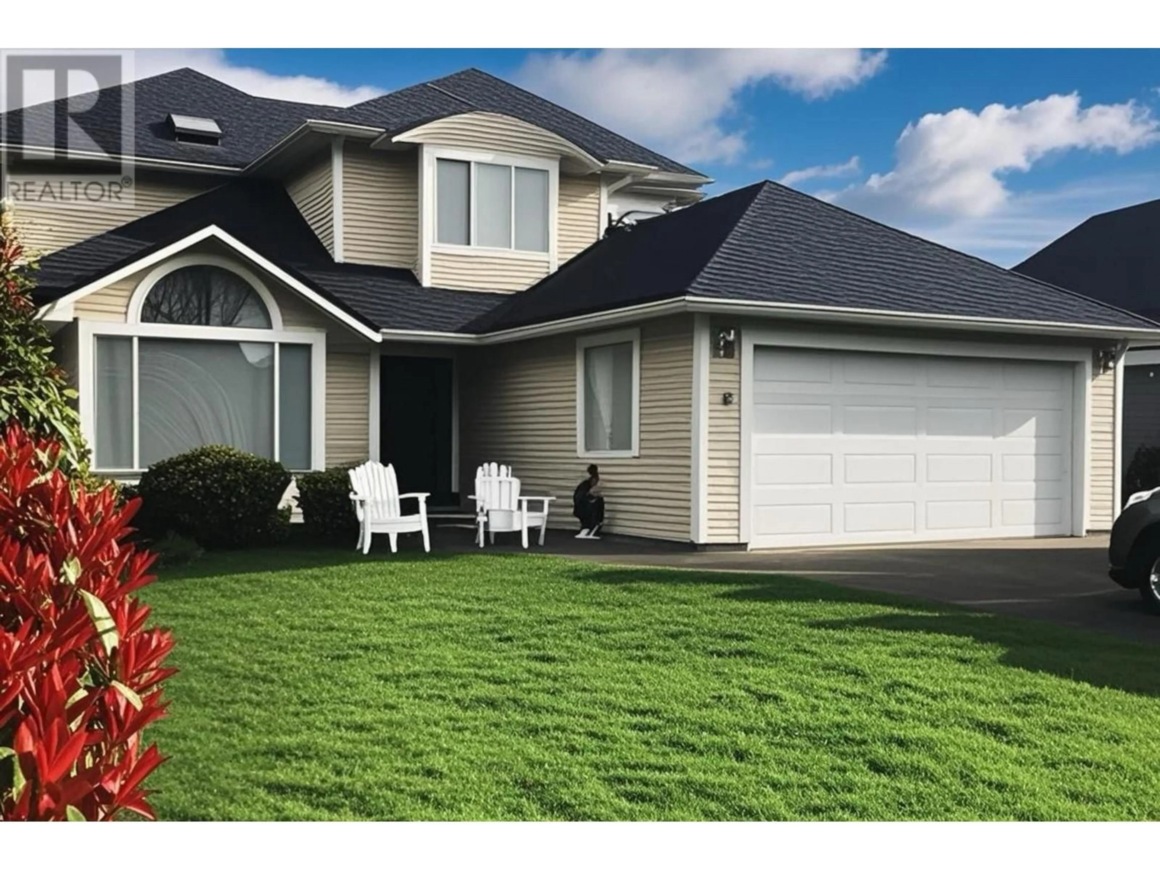 Home with vinyl exterior material, street for 6683 LONDON COURT, Delta British Columbia V4K4W7