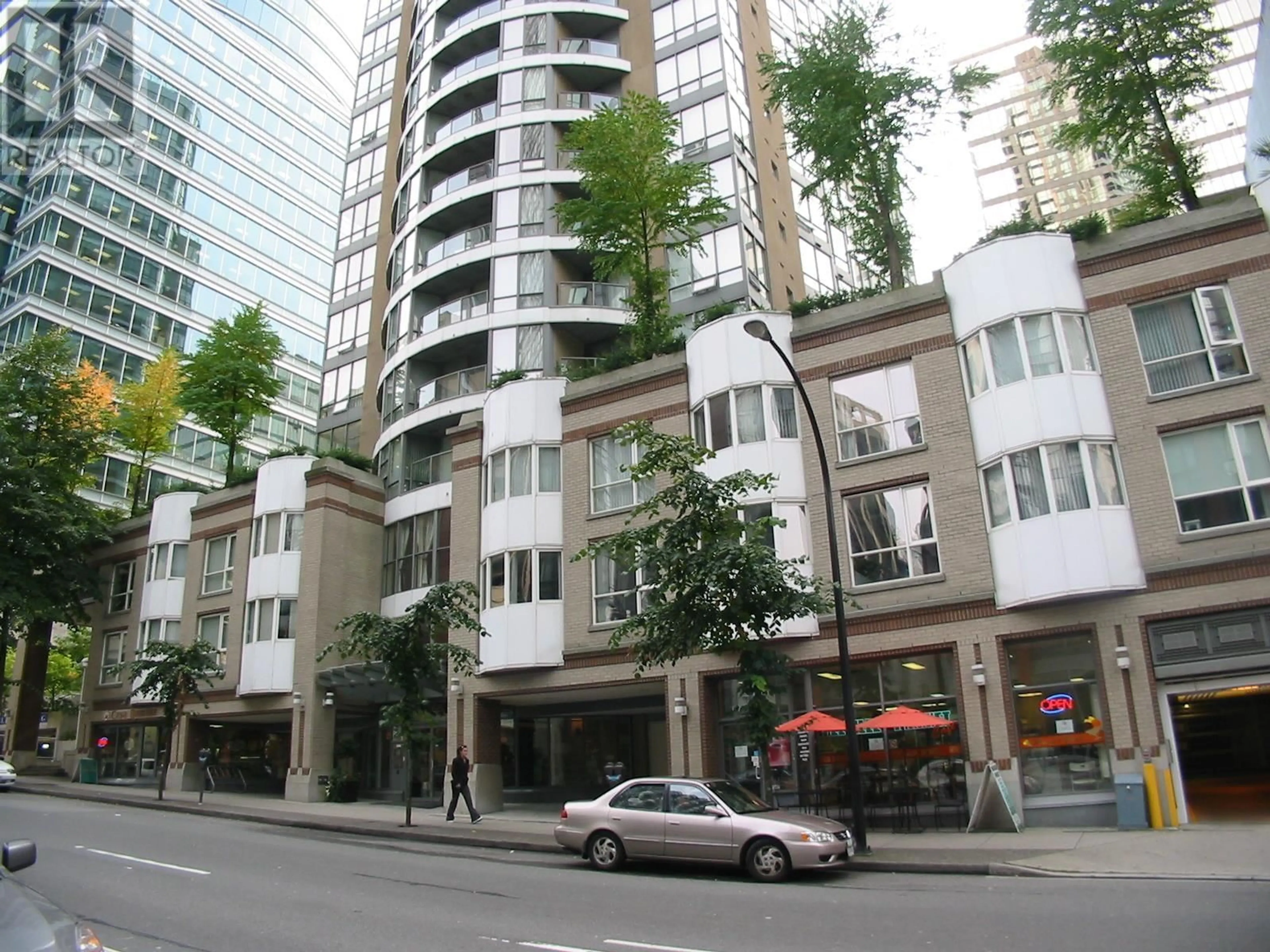 Unknown for 1108 1166 MELVILLE STREET, Vancouver British Columbia V6E4P5