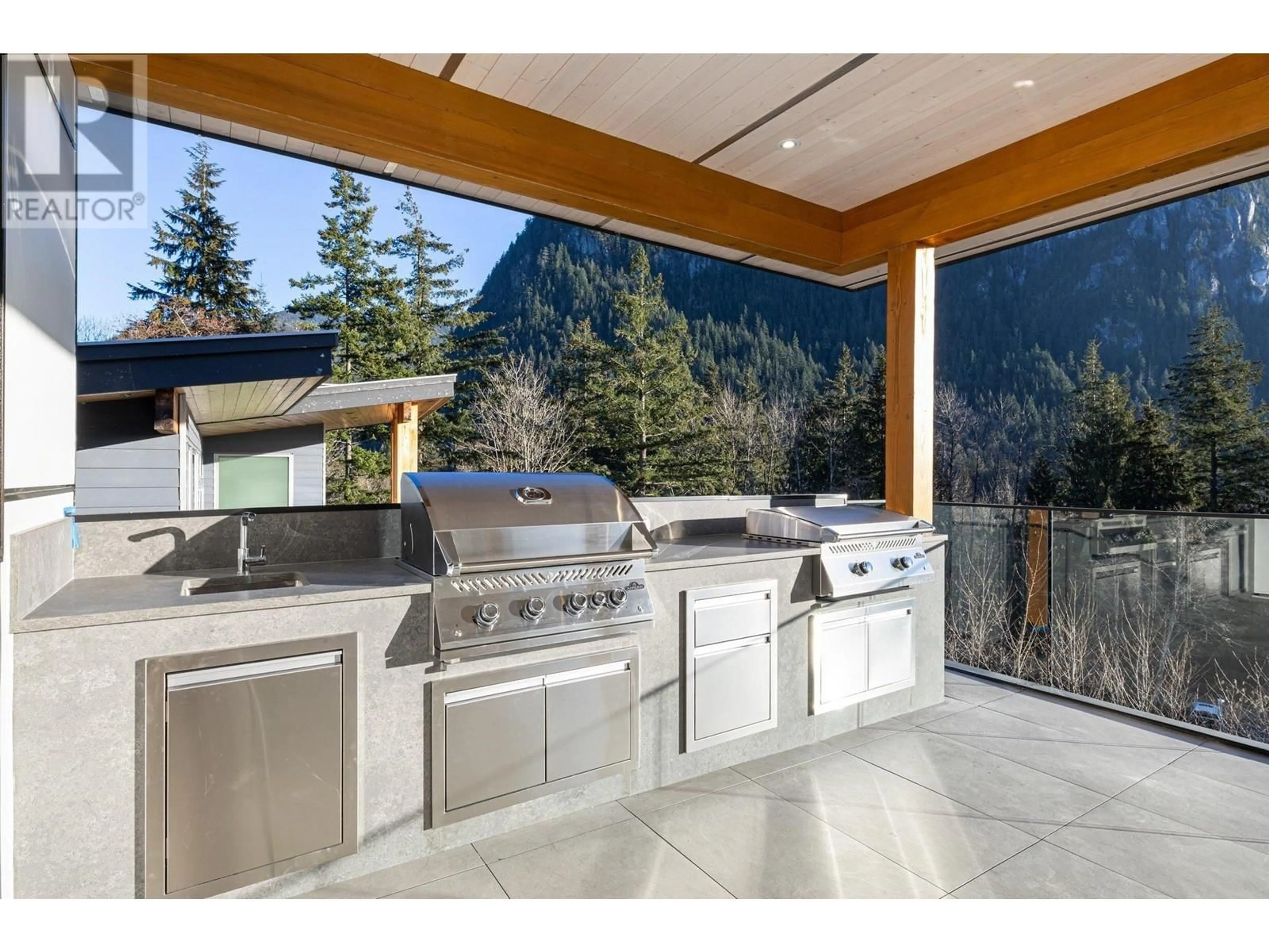 Contemporary kitchen, ceramic/tile floor for 2216 WINDSAIL PLACE, Squamish British Columbia V8B0T6