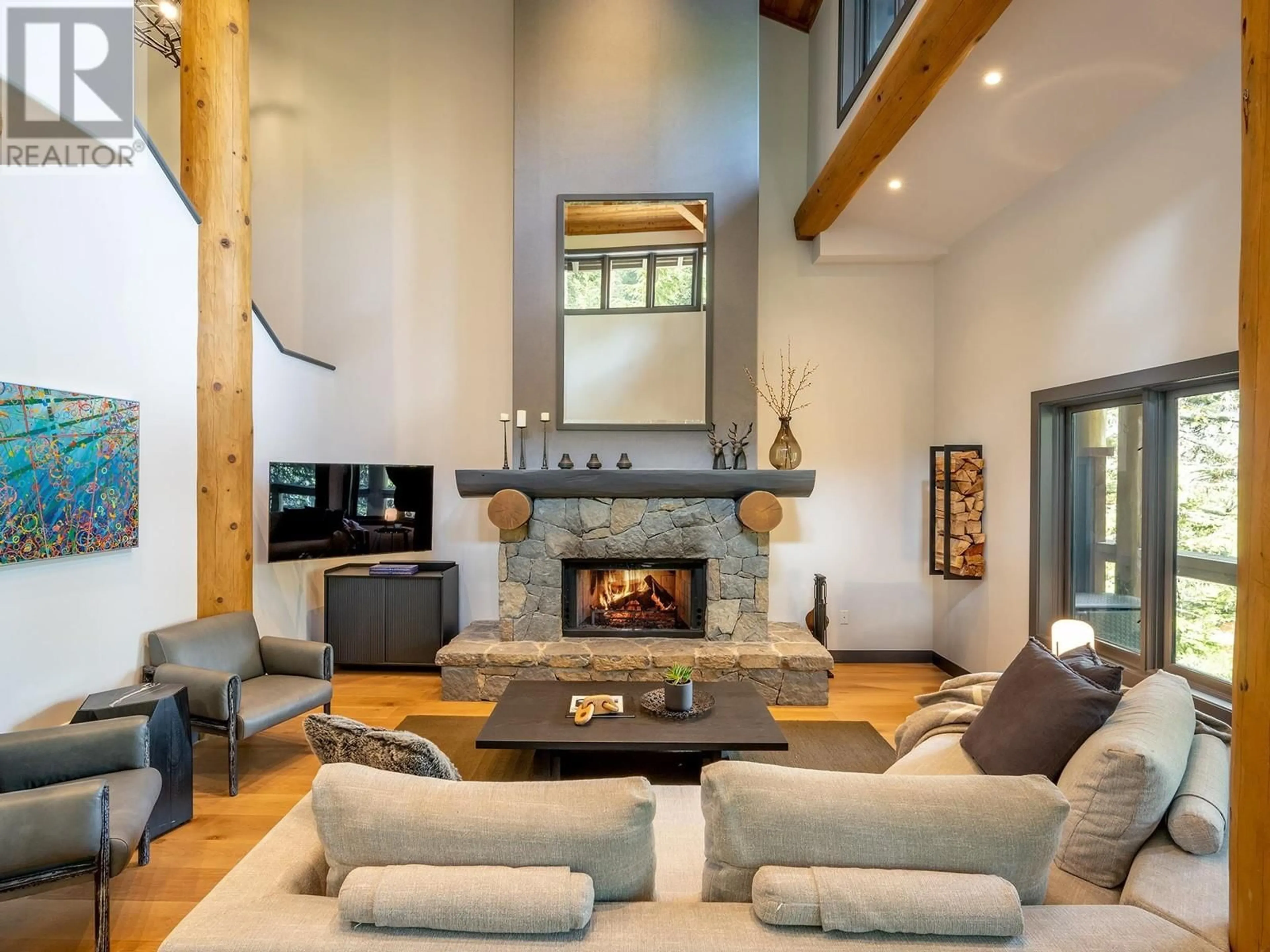 Living room with furniture, unknown for 4 - 2250 NORDIC DRIVE, Whistler British Columbia V8E0P4