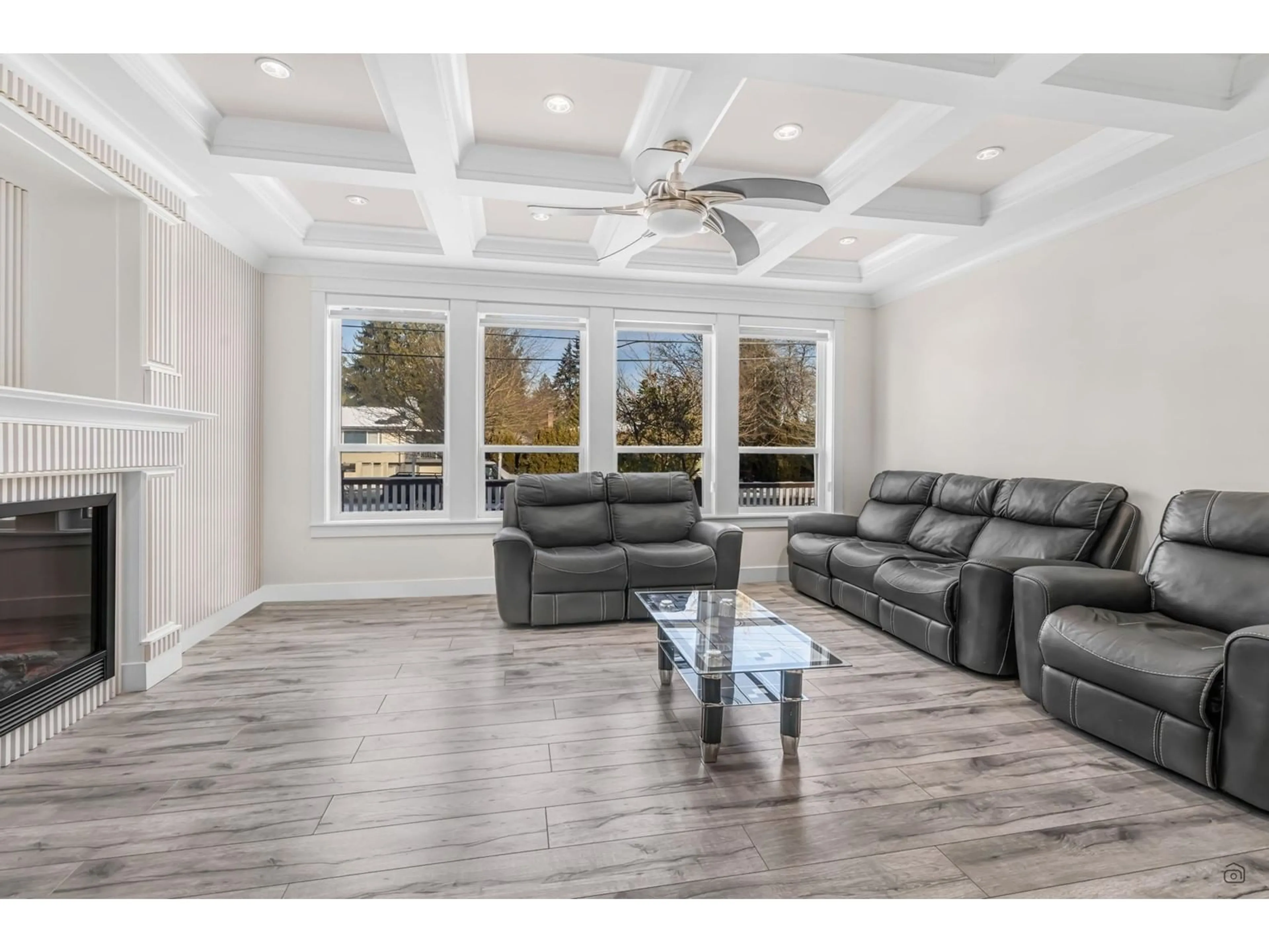 Living room with furniture, unknown for 9543 119A, Delta British Columbia V4C6P4