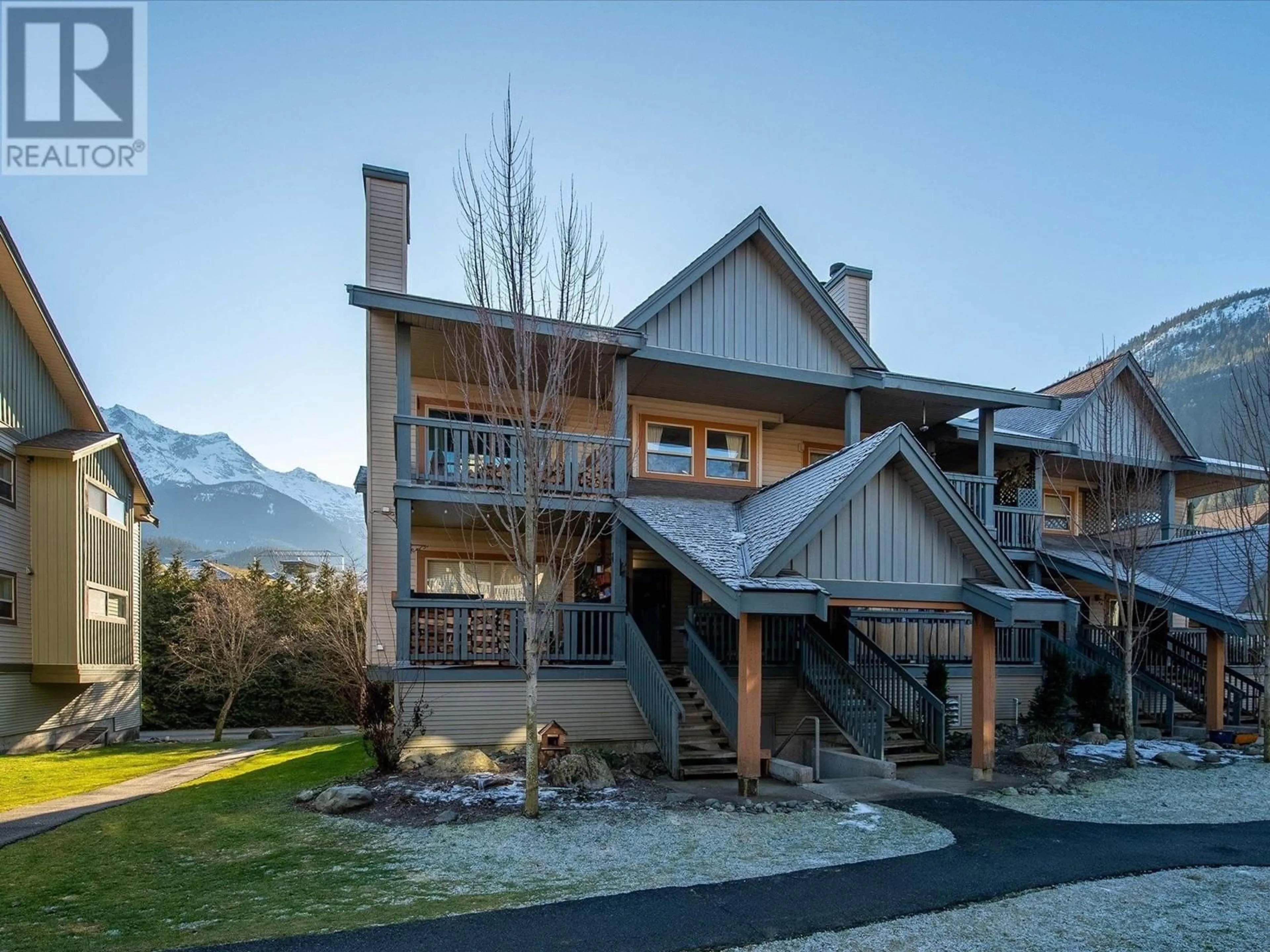 A pic from outside/outdoor area/front of a property/back of a property/a pic from drone, mountain view for 26 7410 FLINT STREET, Pemberton British Columbia V0N2L1