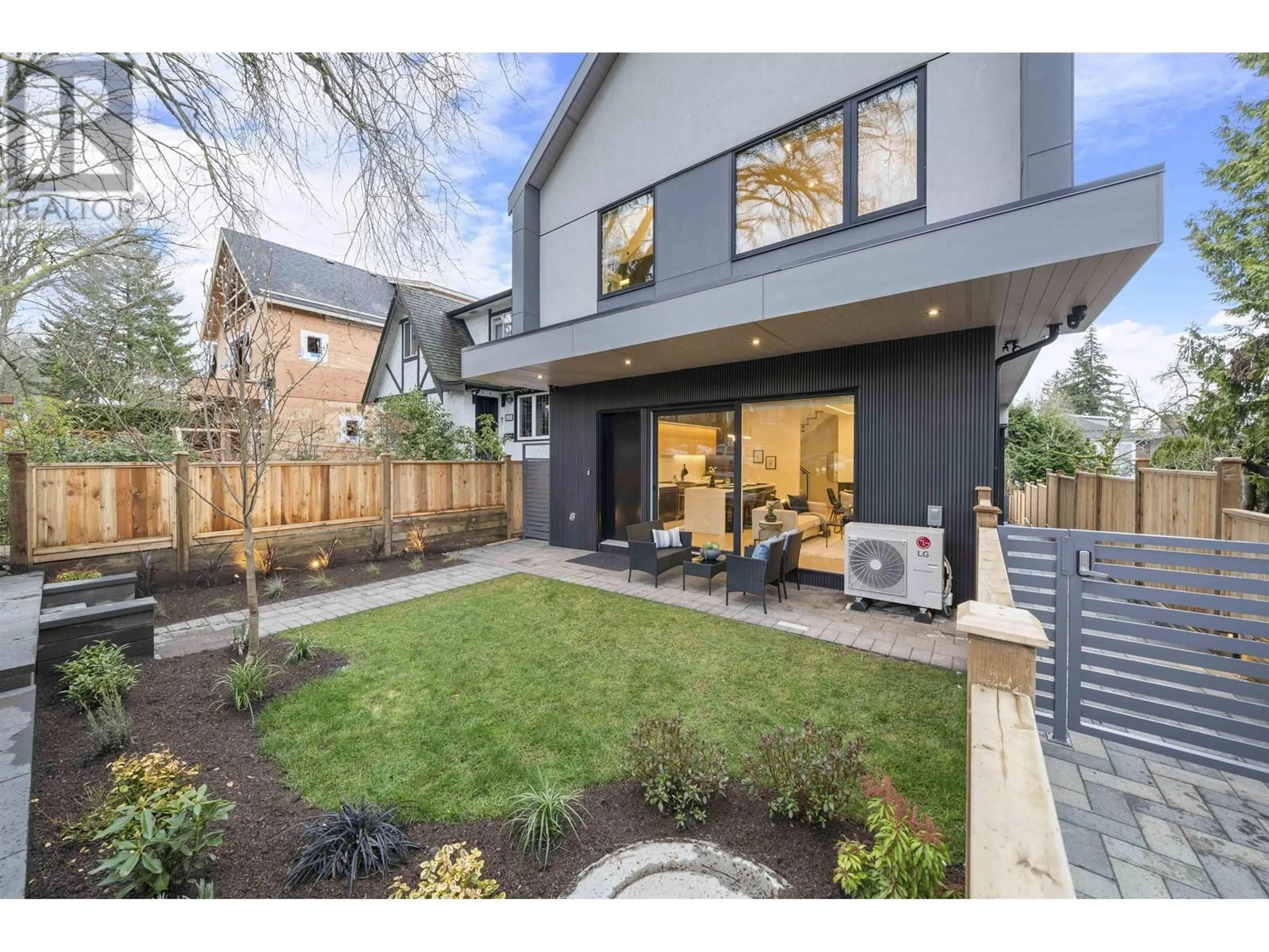 Unknown for 1 - 3232 38TH AVENUE, Vancouver British Columbia V6N2X6