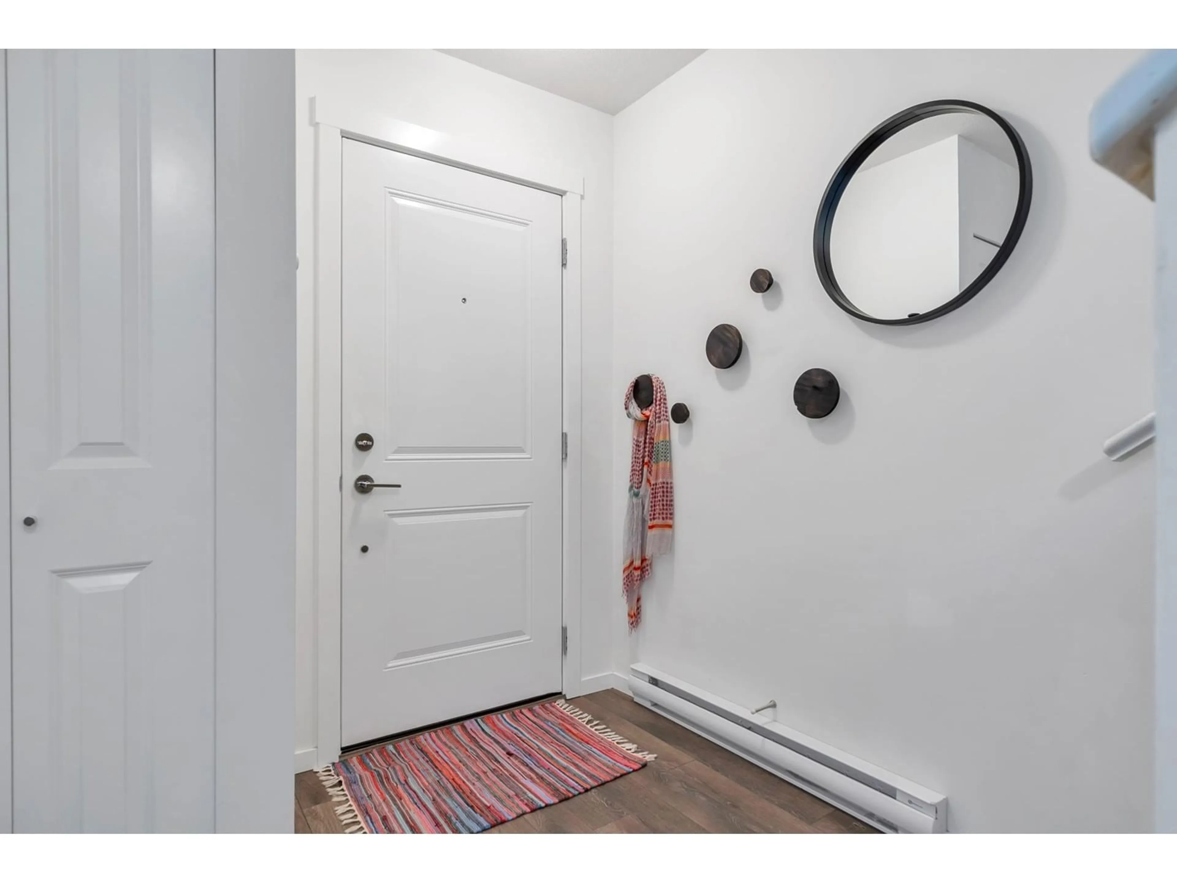 Indoor entryway for 65 - 158 171, Surrey British Columbia V3Z0X1