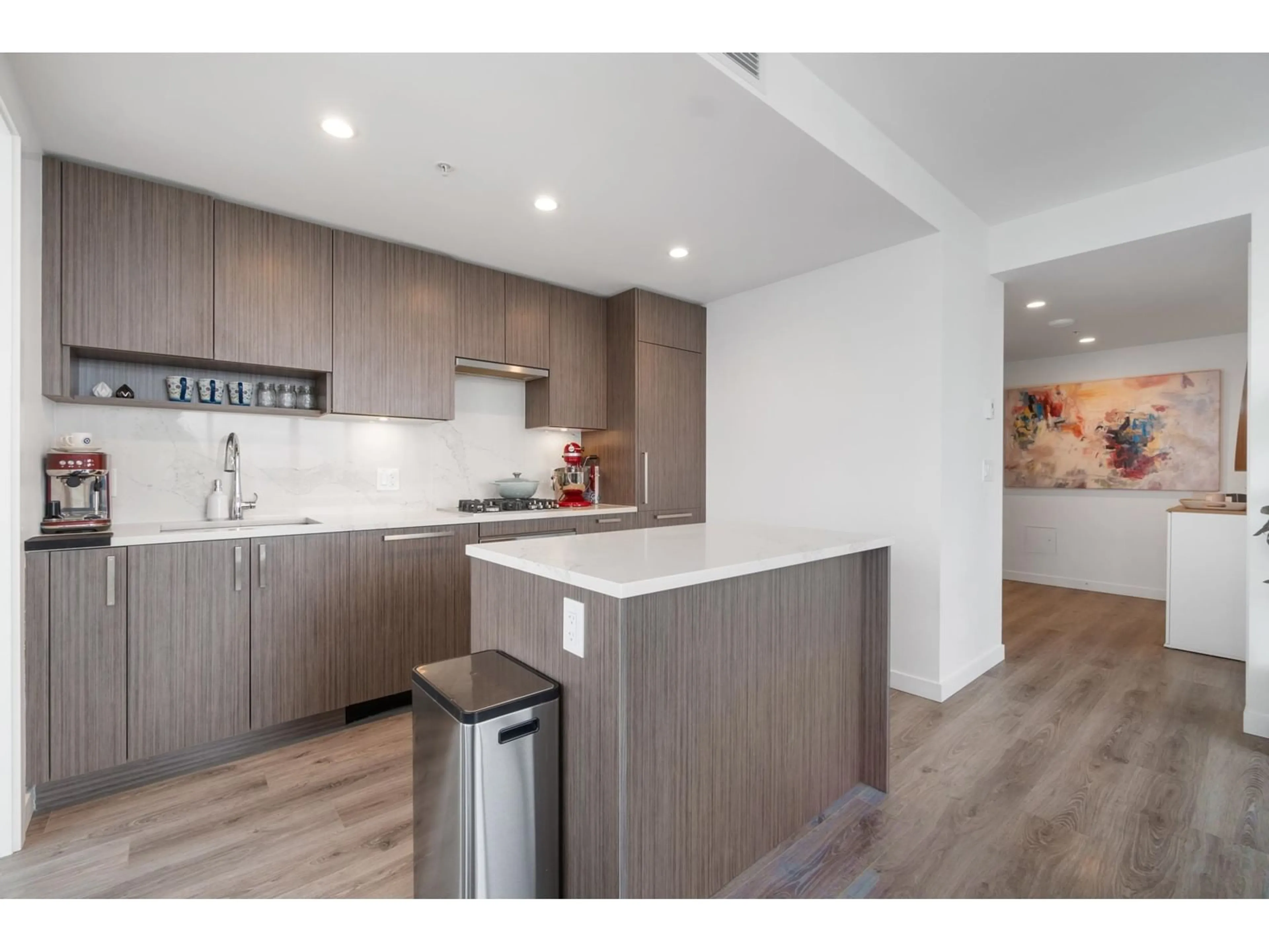 Open concept kitchen, wood/laminate floor for 3102 13350 CENTRAL AVENUE, Surrey British Columbia V3T0S1