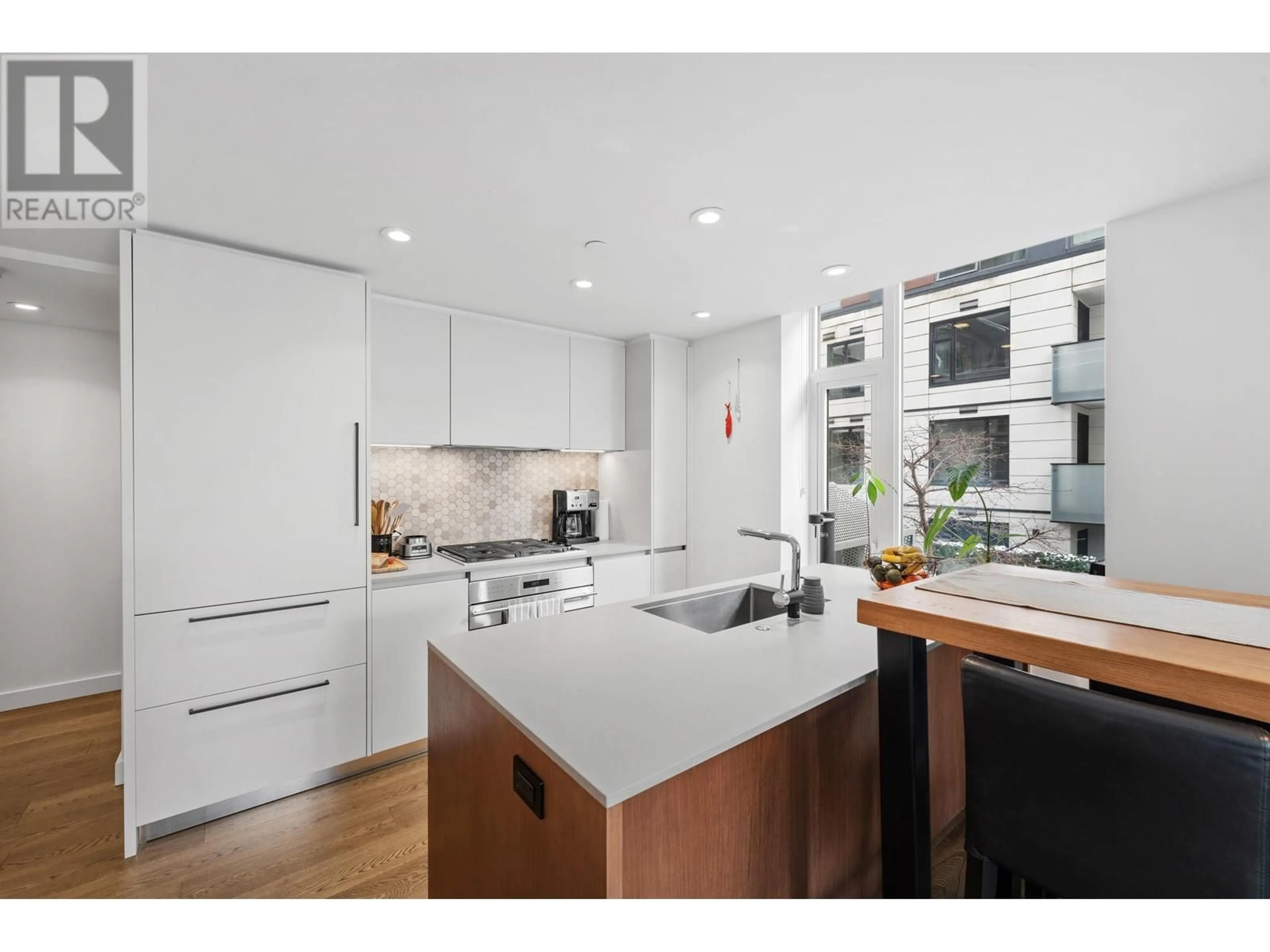 Open concept kitchen, unknown for 303 1365 DAVIE STREET, Vancouver British Columbia V6E1N5