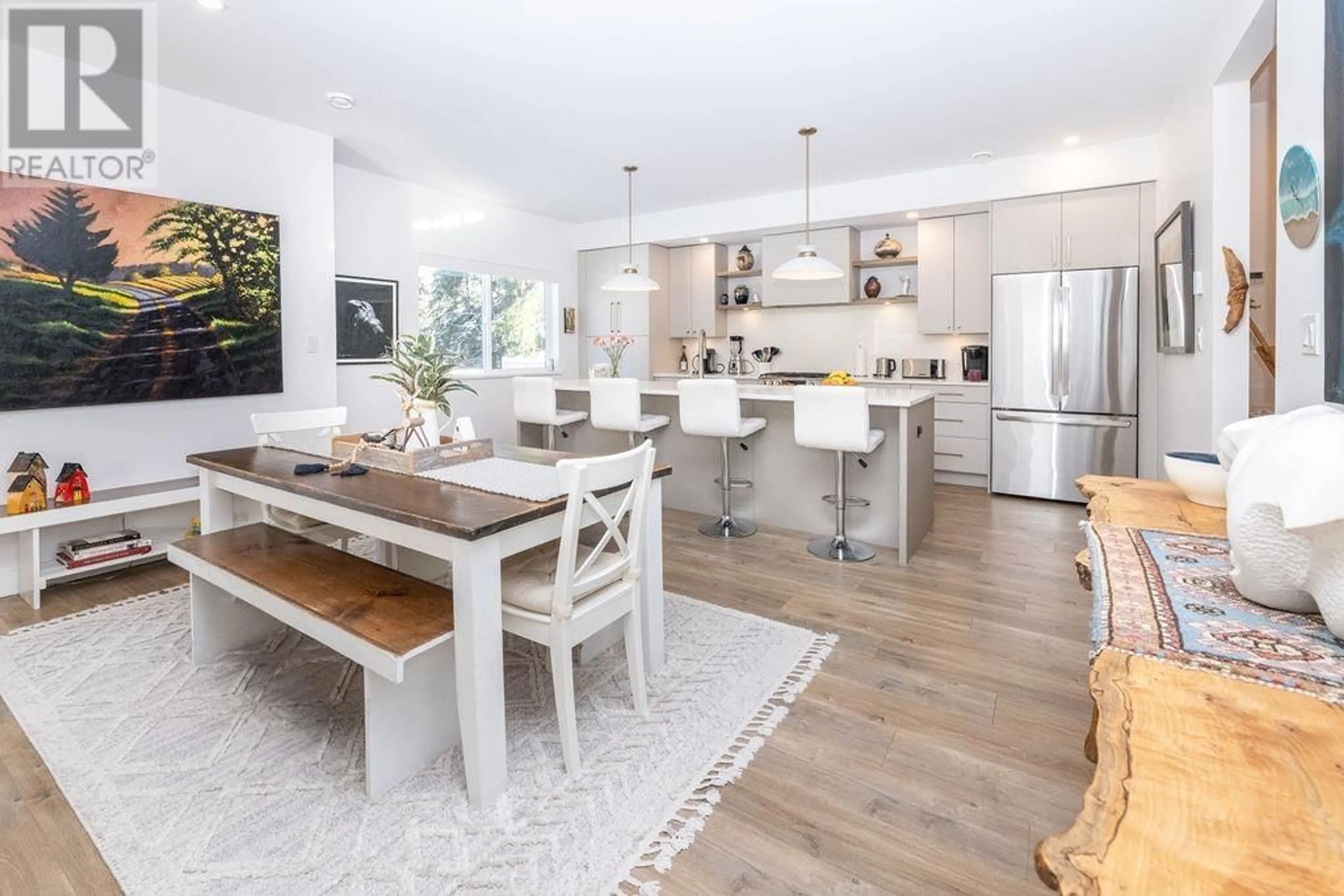 Open concept kitchen, unknown for 511 JORDAN WAY, Gibsons British Columbia V0N1V5