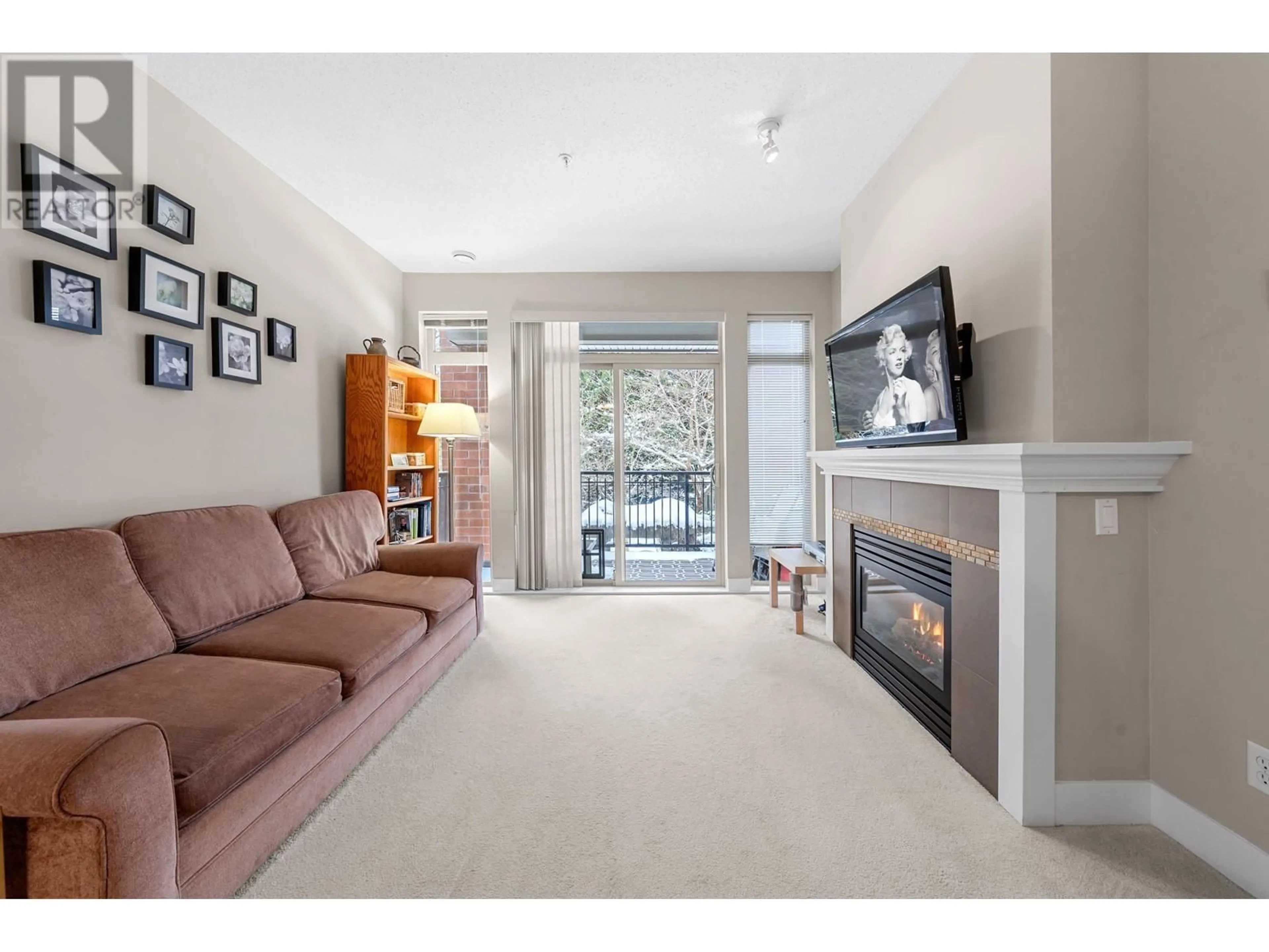 Living room with furniture, unknown for 215 - 2250 WESBROOK MALL, Vancouver British Columbia V6T0A6
