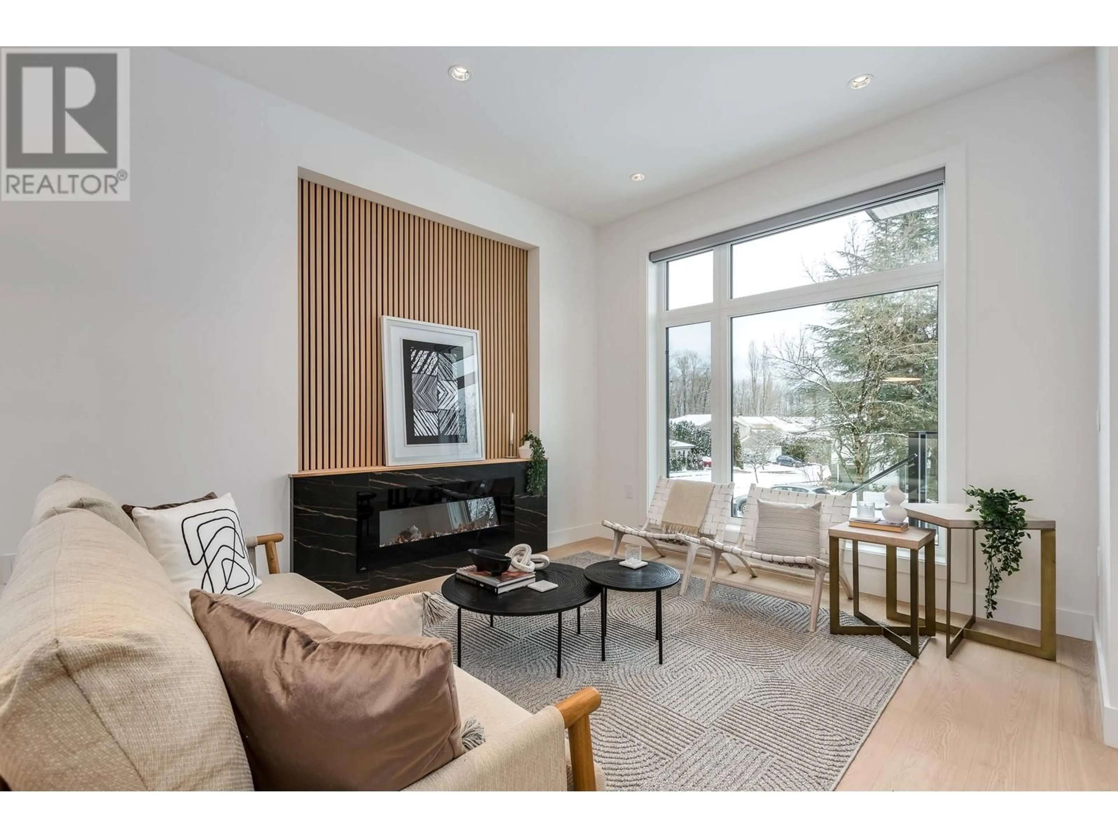 Living room with furniture, wood/laminate floor for 3143 E 62ND AVENUE, Vancouver British Columbia V5S2G6