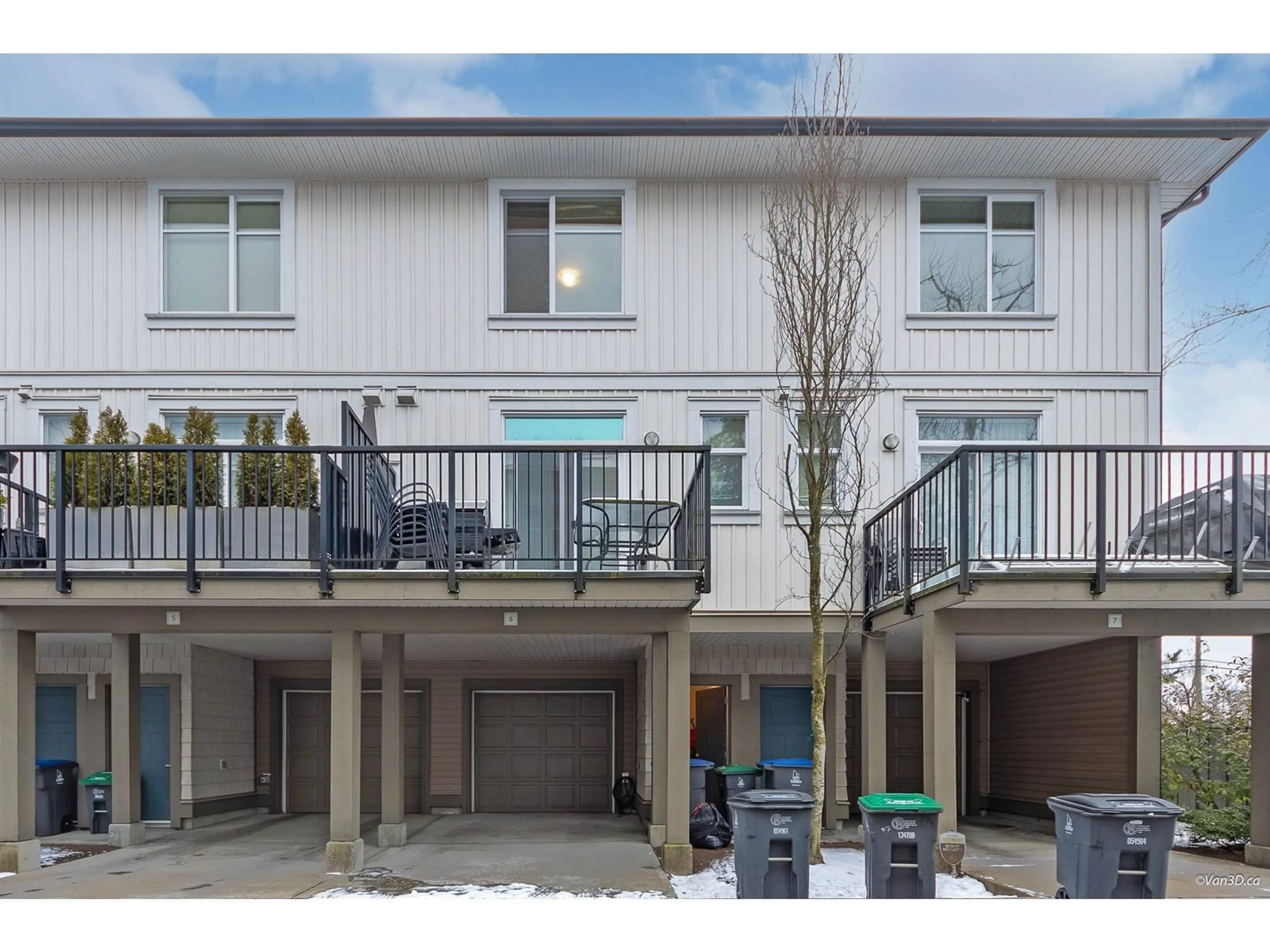 Patio, street for 6 8355 164 STREET, Surrey British Columbia V4N1E3