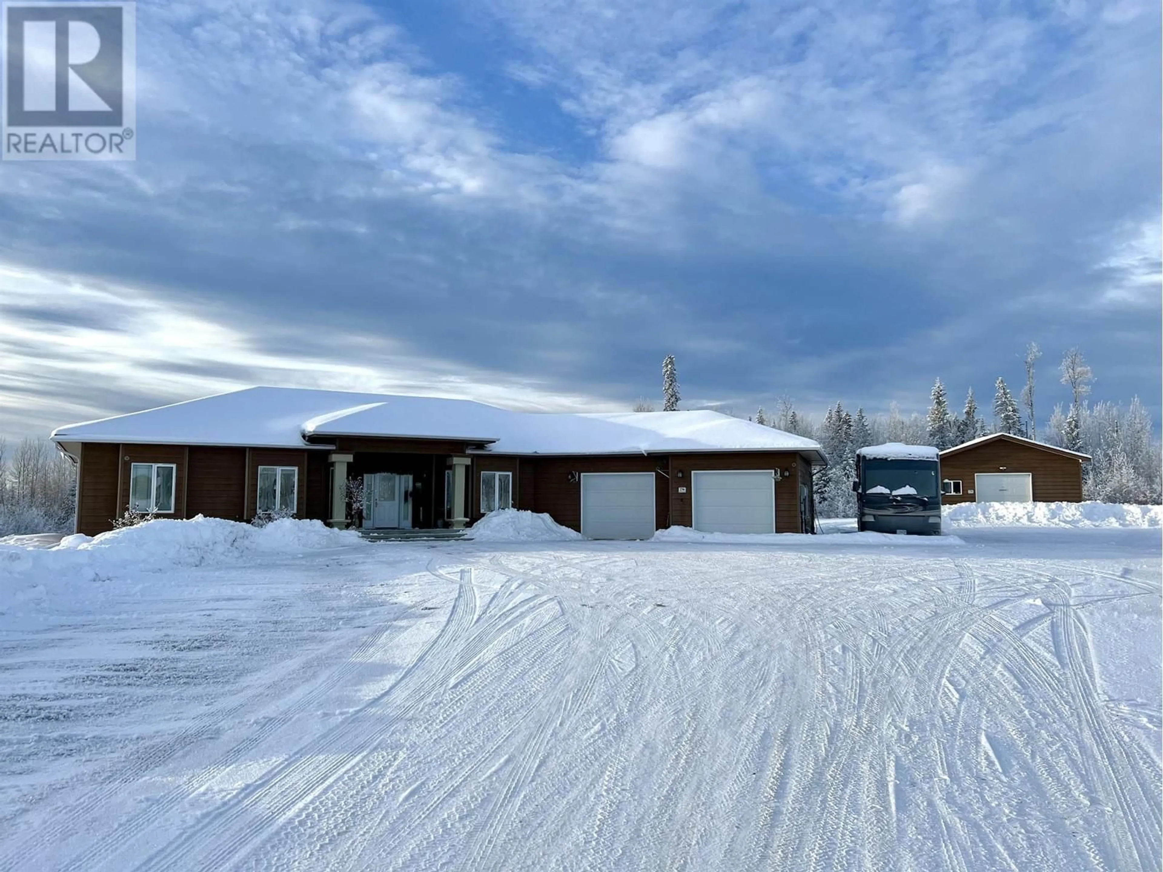 A pic from outside/outdoor area/front of a property/back of a property/a pic from drone, building for 2 6550 OLD ALASKA HIGHWAY, Fort Nelson British Columbia V0C1R0