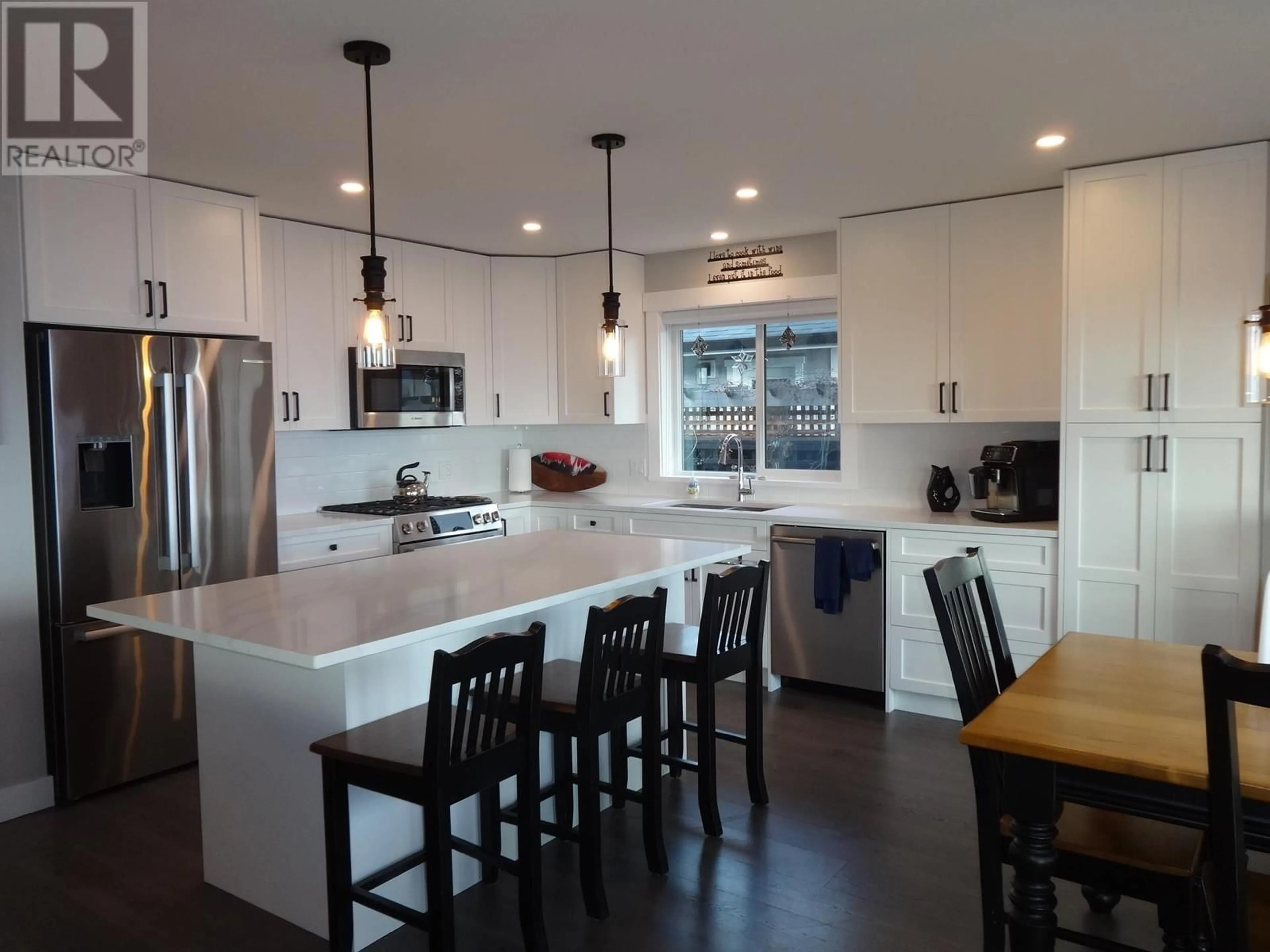 Open concept kitchen, unknown for 5620 DERBY ROAD, Sechelt British Columbia V0N3A7