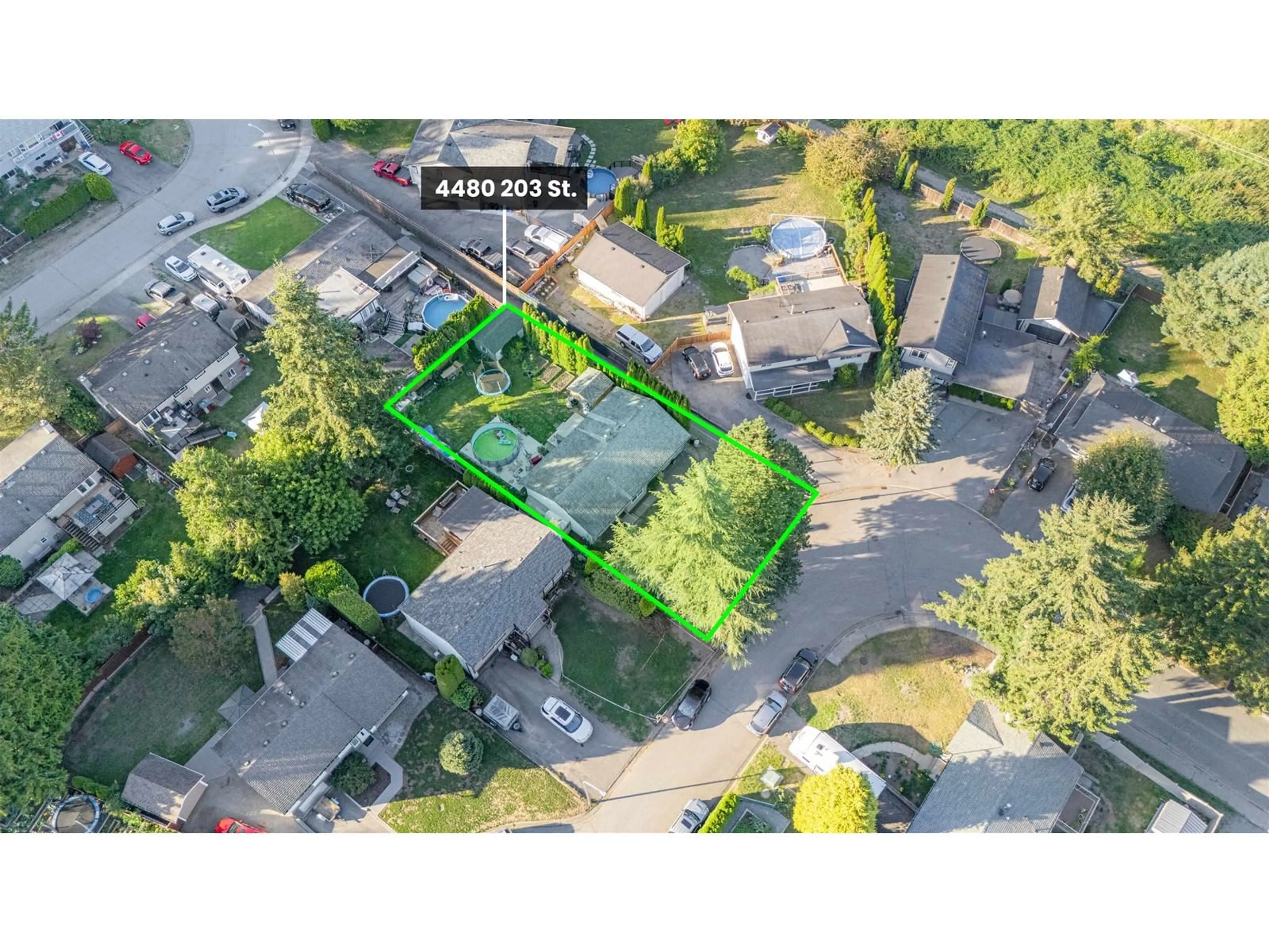 A pic from outside/outdoor area/front of a property/back of a property/a pic from drone, street for 4480 203 STREET, Langley British Columbia V3A6P7