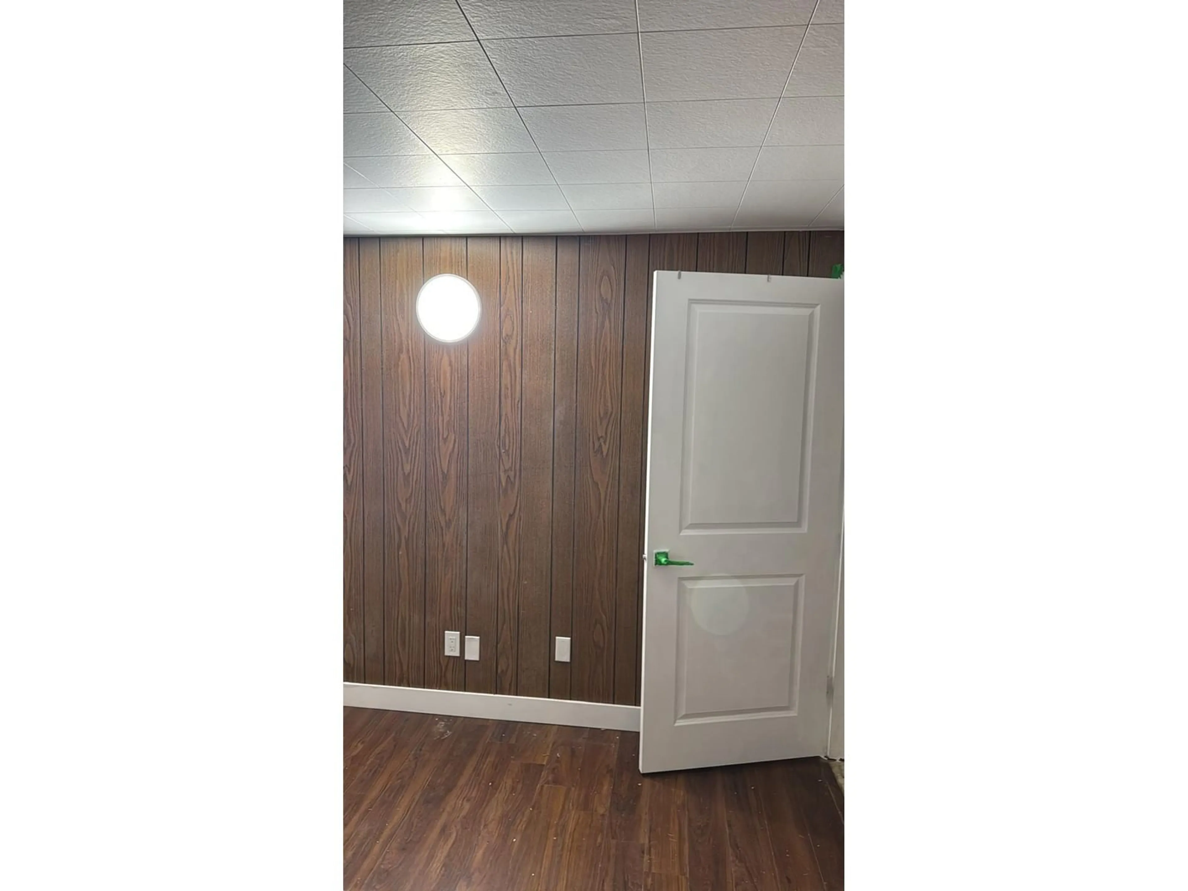 A pic of a room for 901 - 10777 UNIVERSITY, Surrey British Columbia V3T0E6