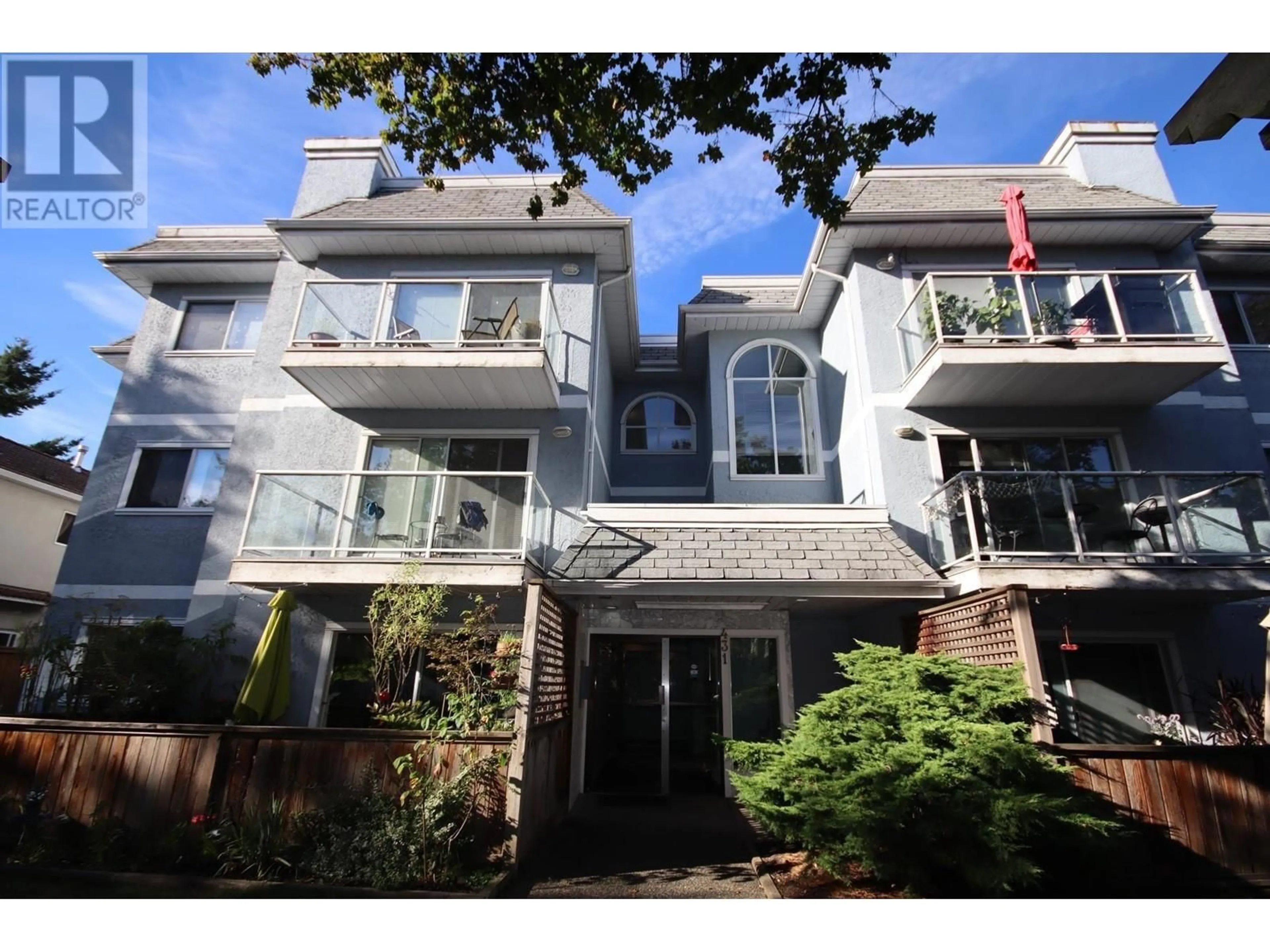 Patio, unknown for 204 - 431 44TH AVENUE, Vancouver British Columbia V5W1W2