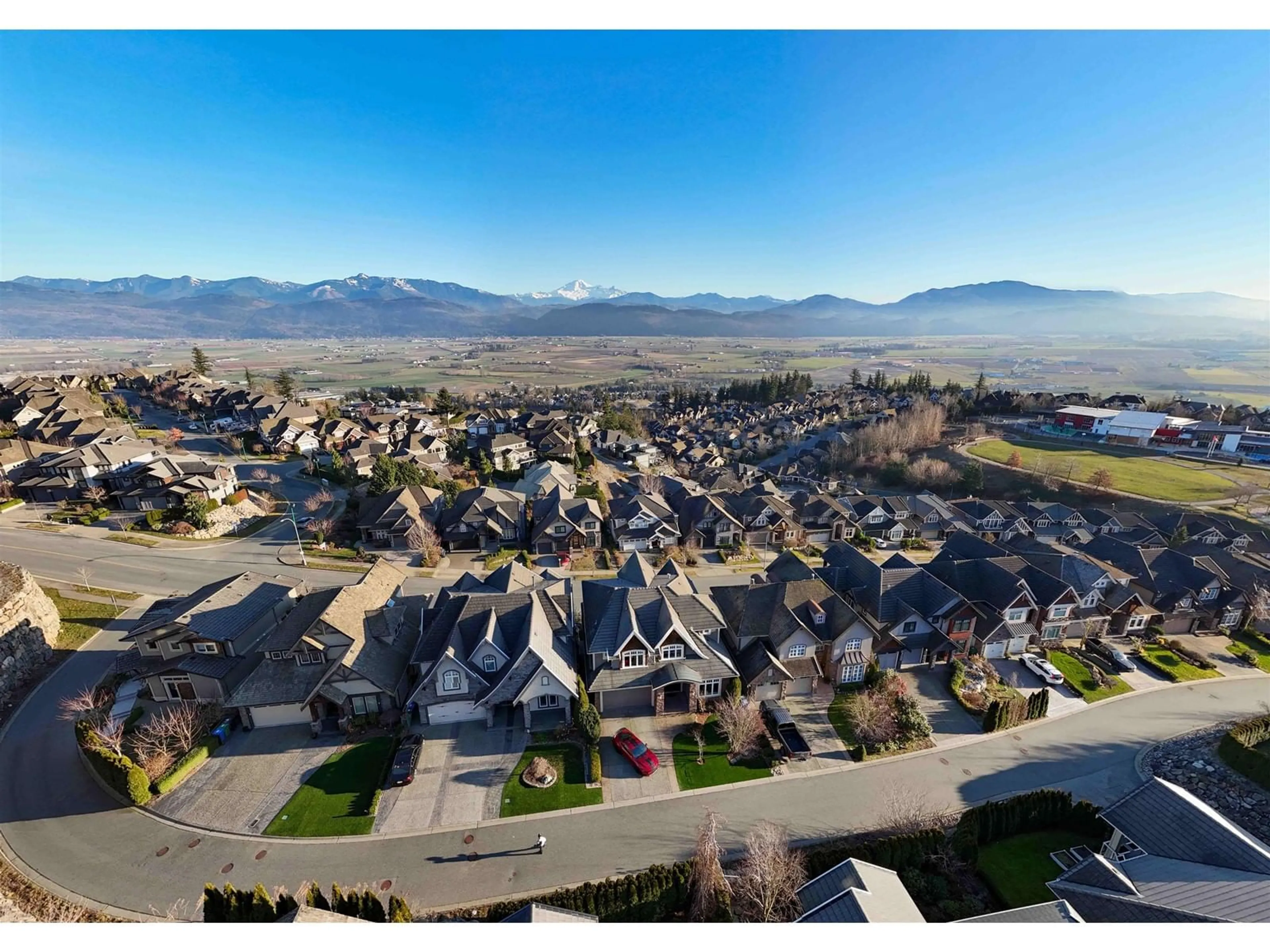 A pic from outside/outdoor area/front of a property/back of a property/a pic from drone, mountain view for 2647 EAGLE MOUNTAIN DRIVE, Abbotsford British Columbia V3G0B1