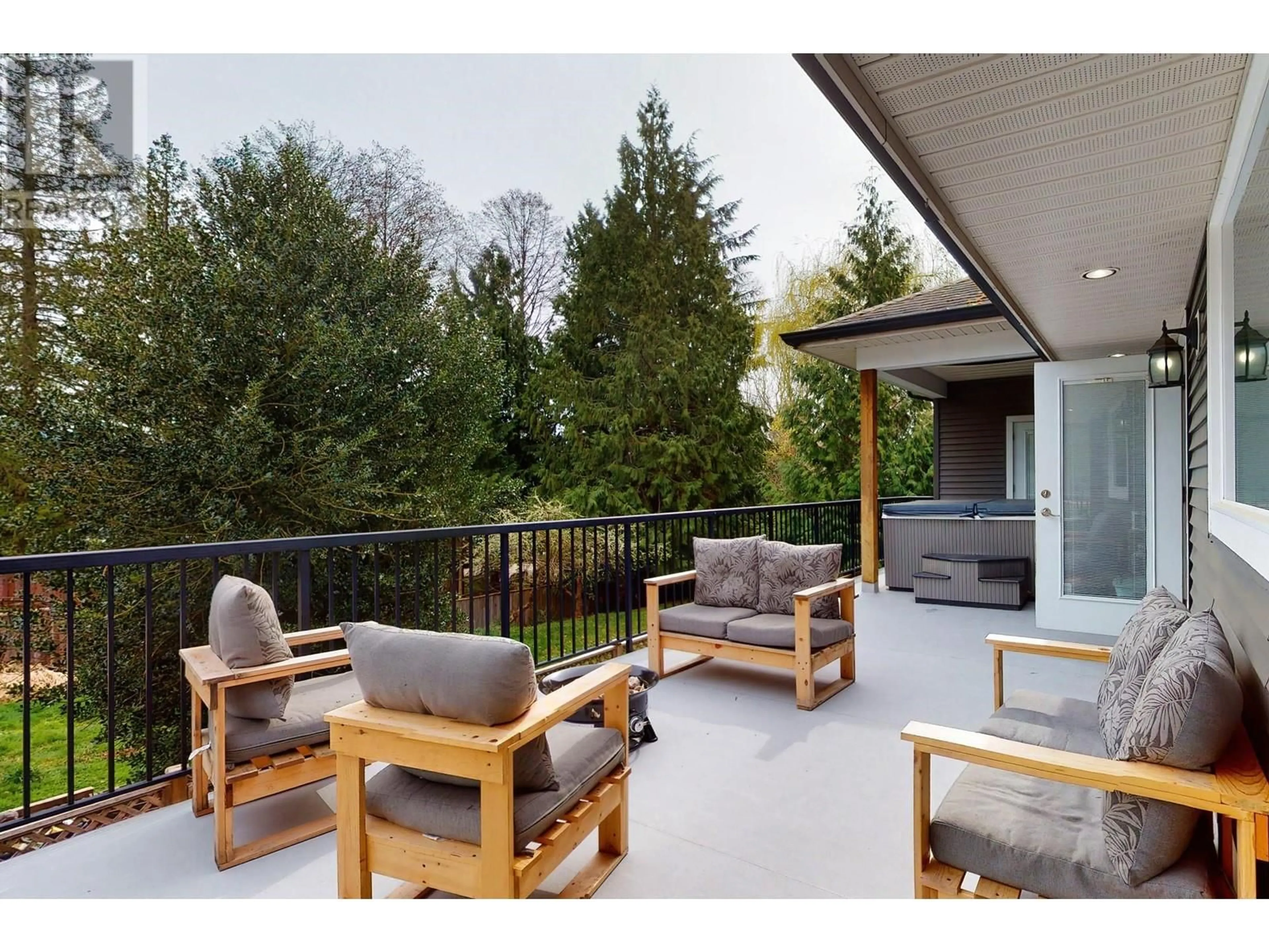 Patio, unknown for 6251 JASPER ROAD, Sechelt British Columbia V7Z0M2