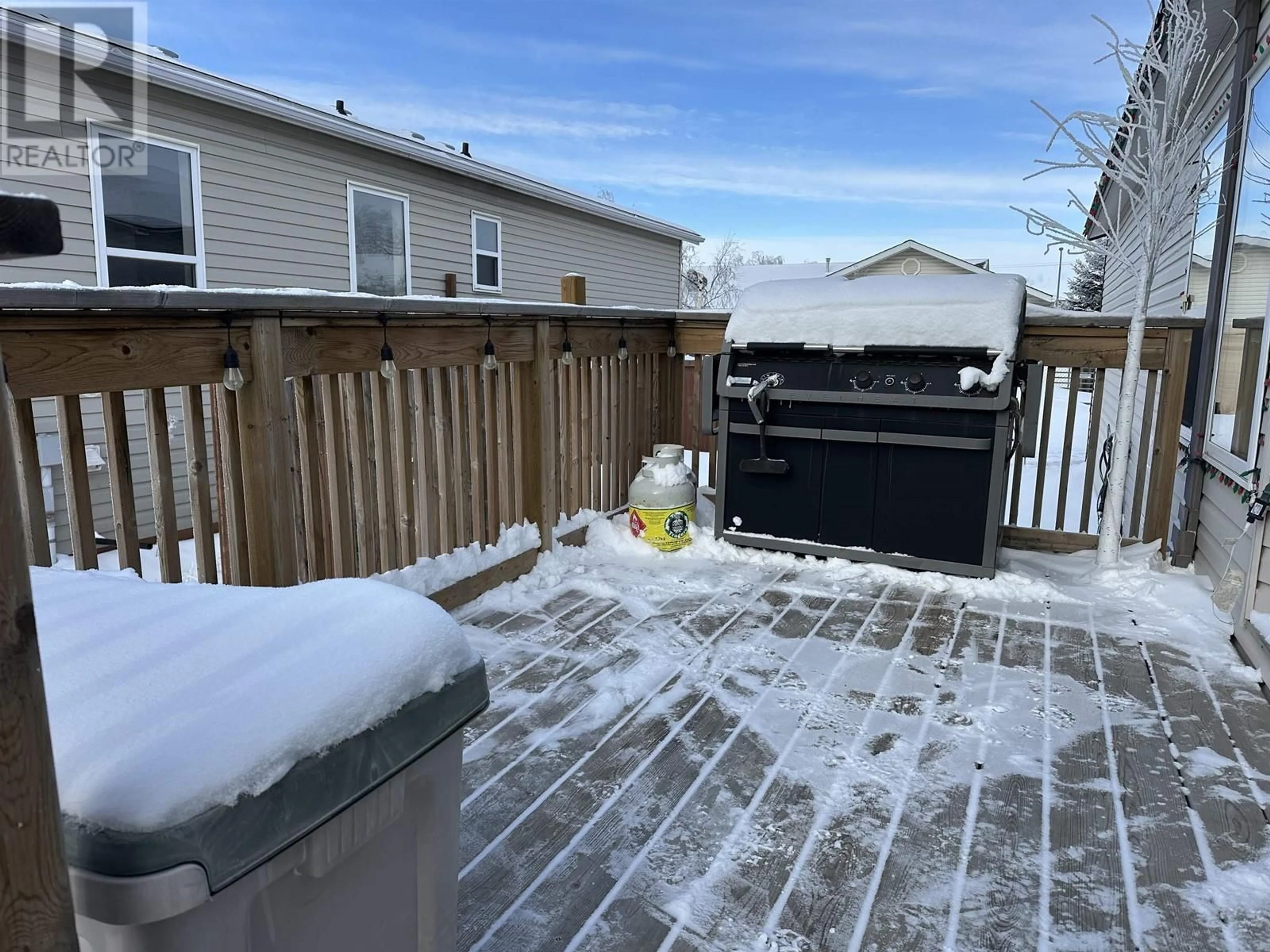 Patio, street for 8912 98 AVENUE, Fort St. John British Columbia V1J7G8