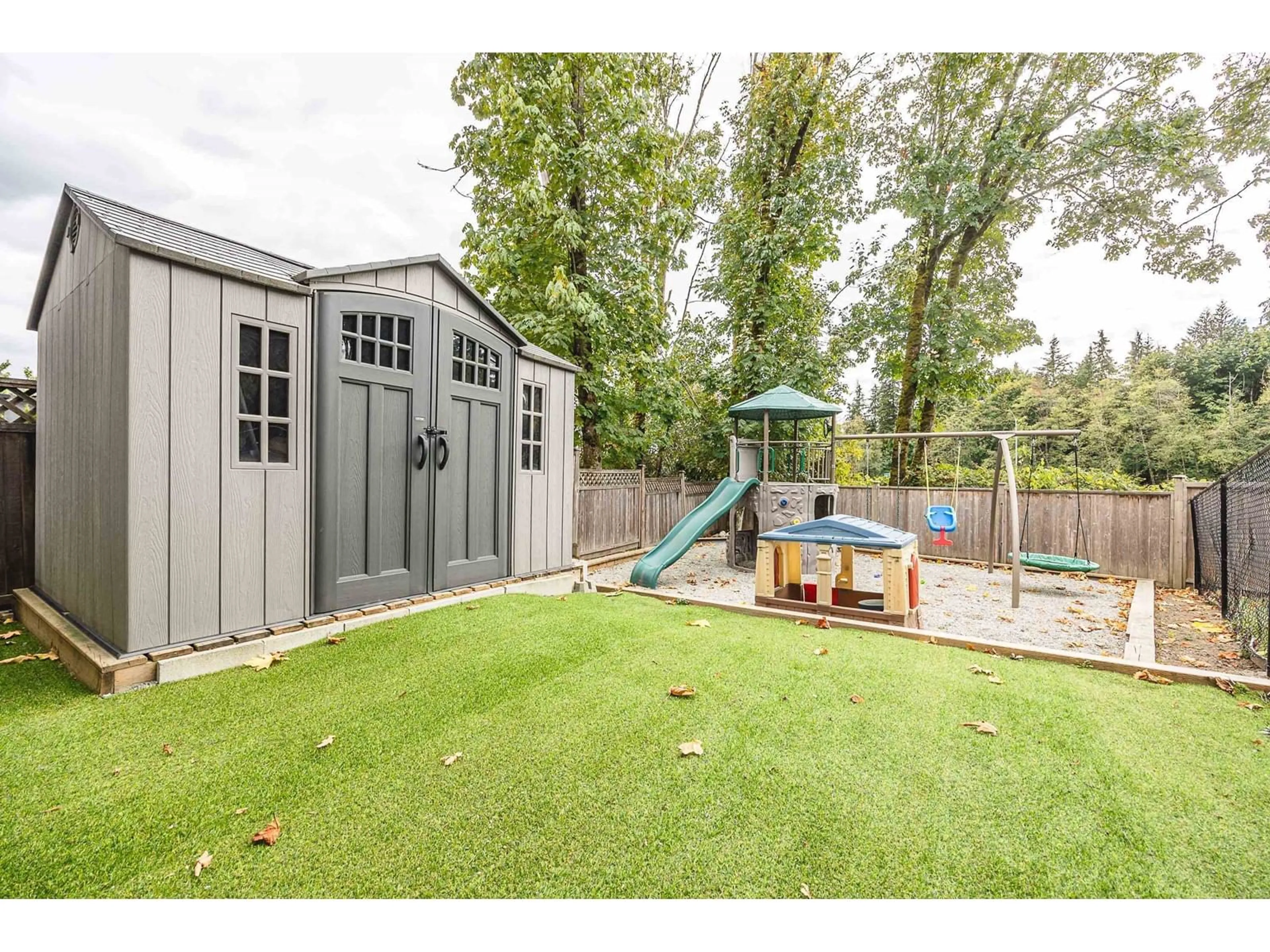 Shed for 15856 105A AVENUE, Surrey British Columbia V4N3J4