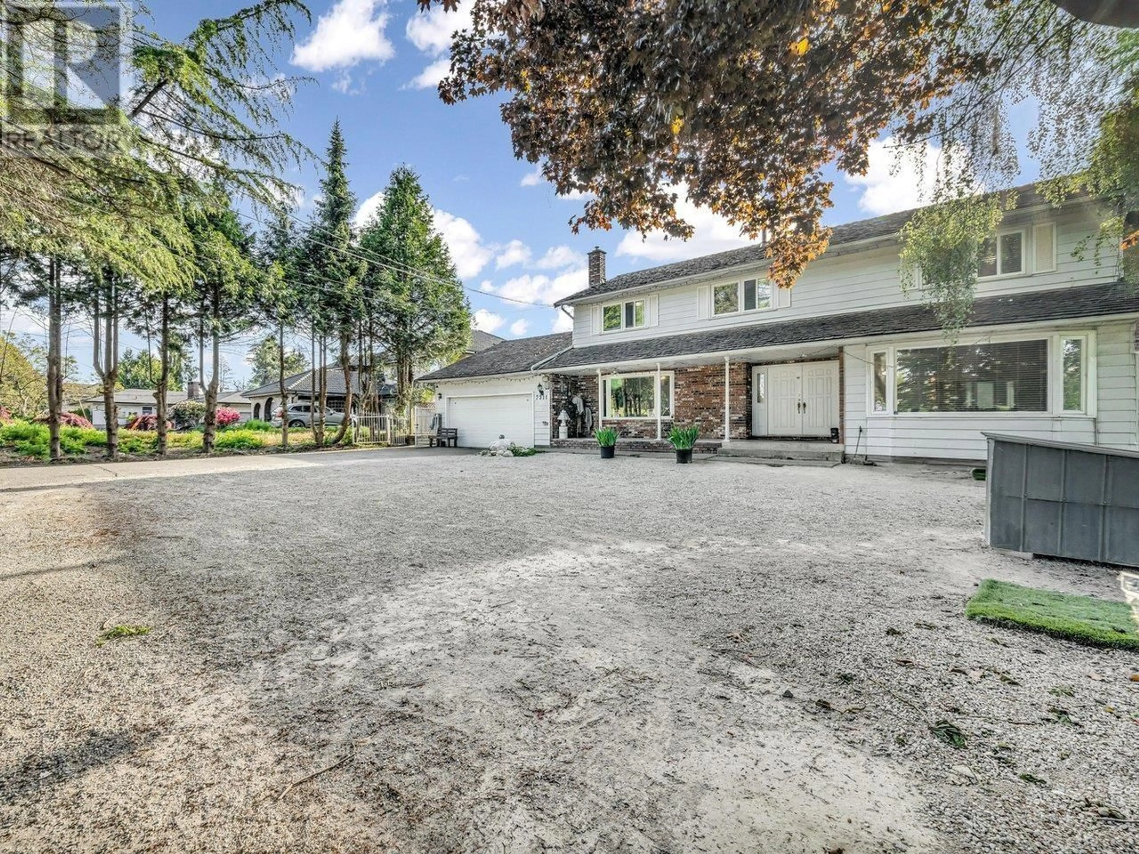 A pic from outside/outdoor area/front of a property/back of a property/a pic from drone, street for 7311 NO. 6 ROAD, Richmond British Columbia V6W1C9