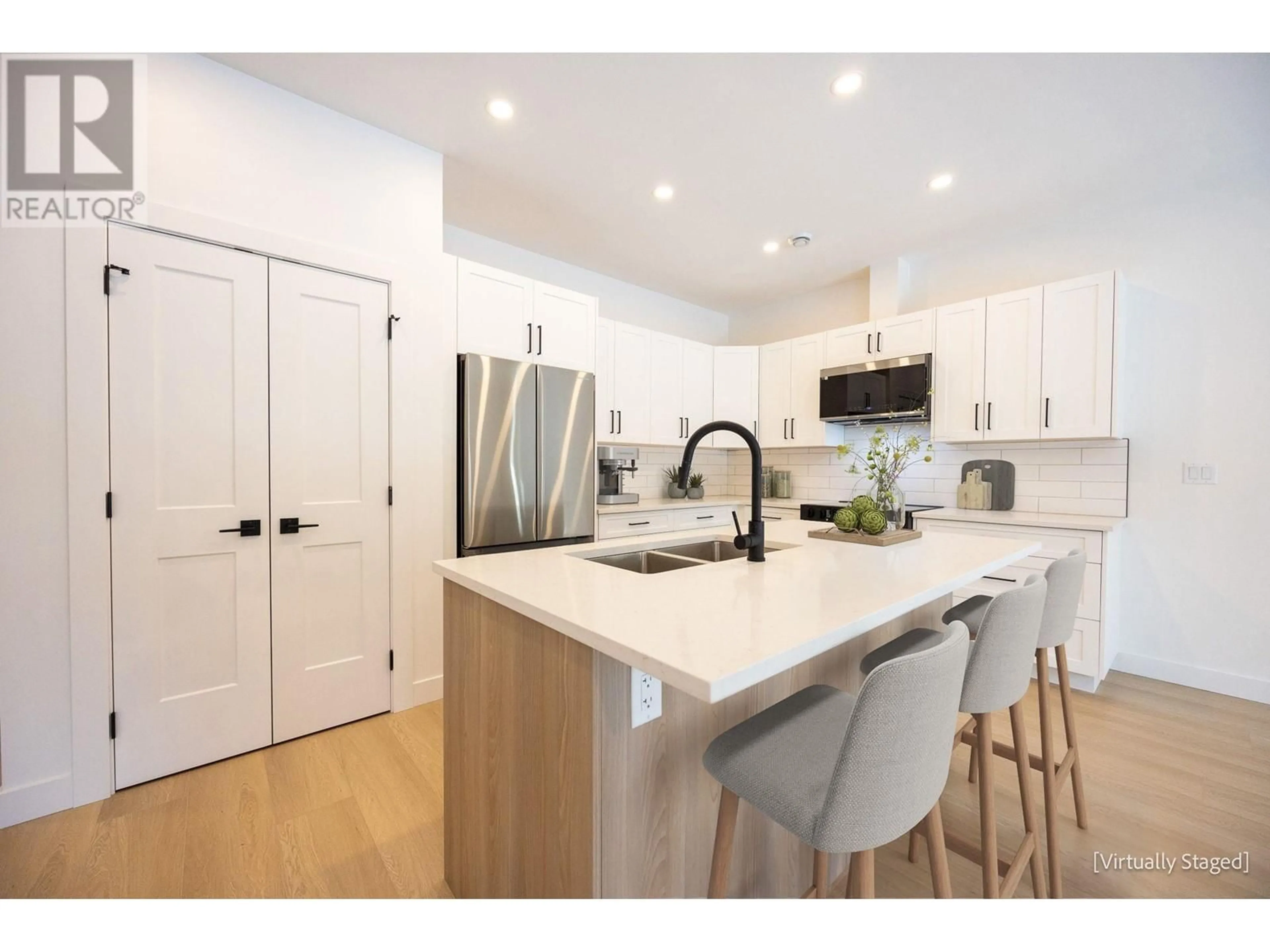 Open concept kitchen, unknown for 1 4418 KERMODE STREET, Terrace British Columbia V8G0B3