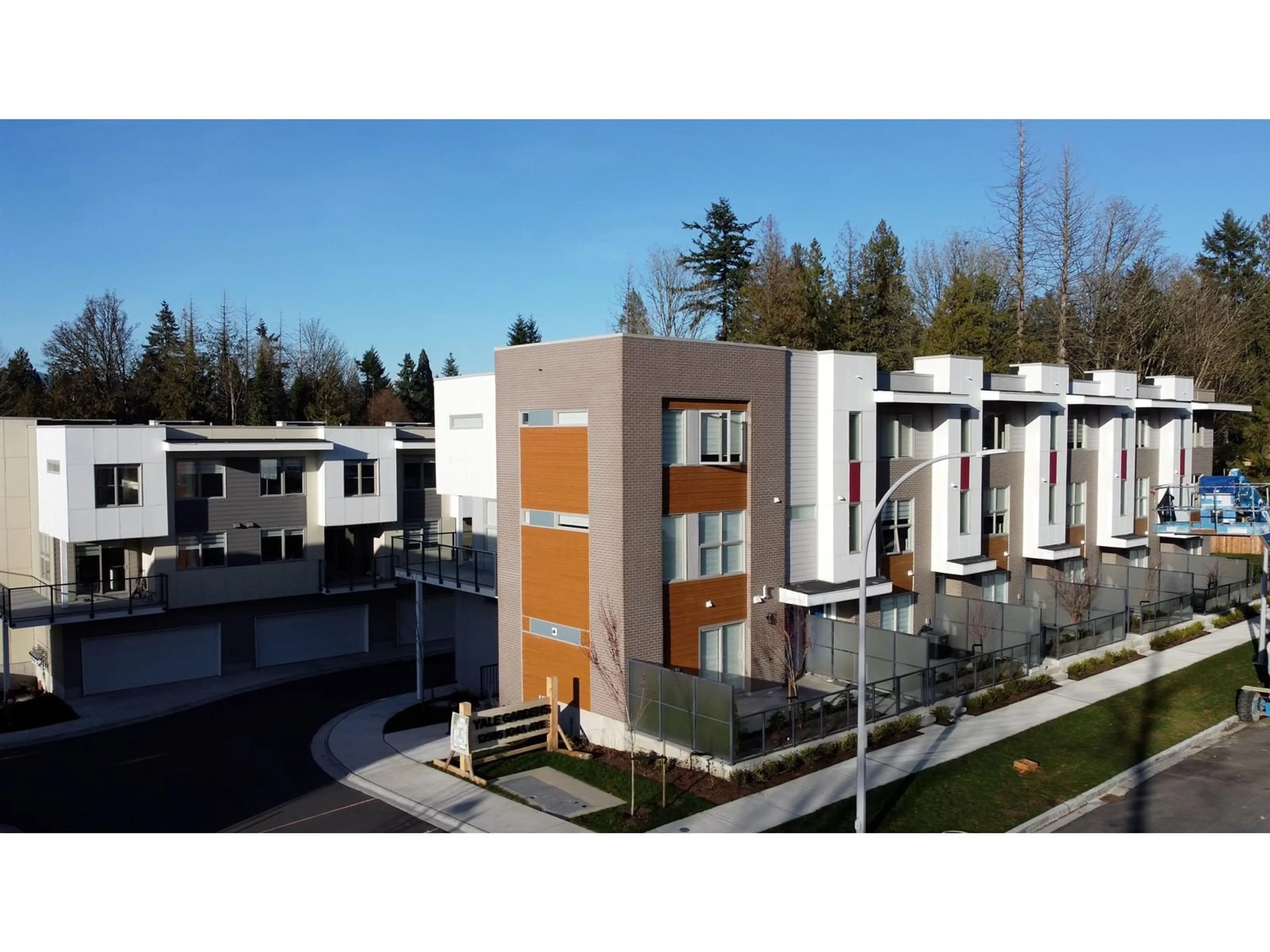 A pic from outside/outdoor area/front of a property/back of a property/a pic from drone, street for 49 12585 104A AVENUE, Surrey British Columbia V3V0G7