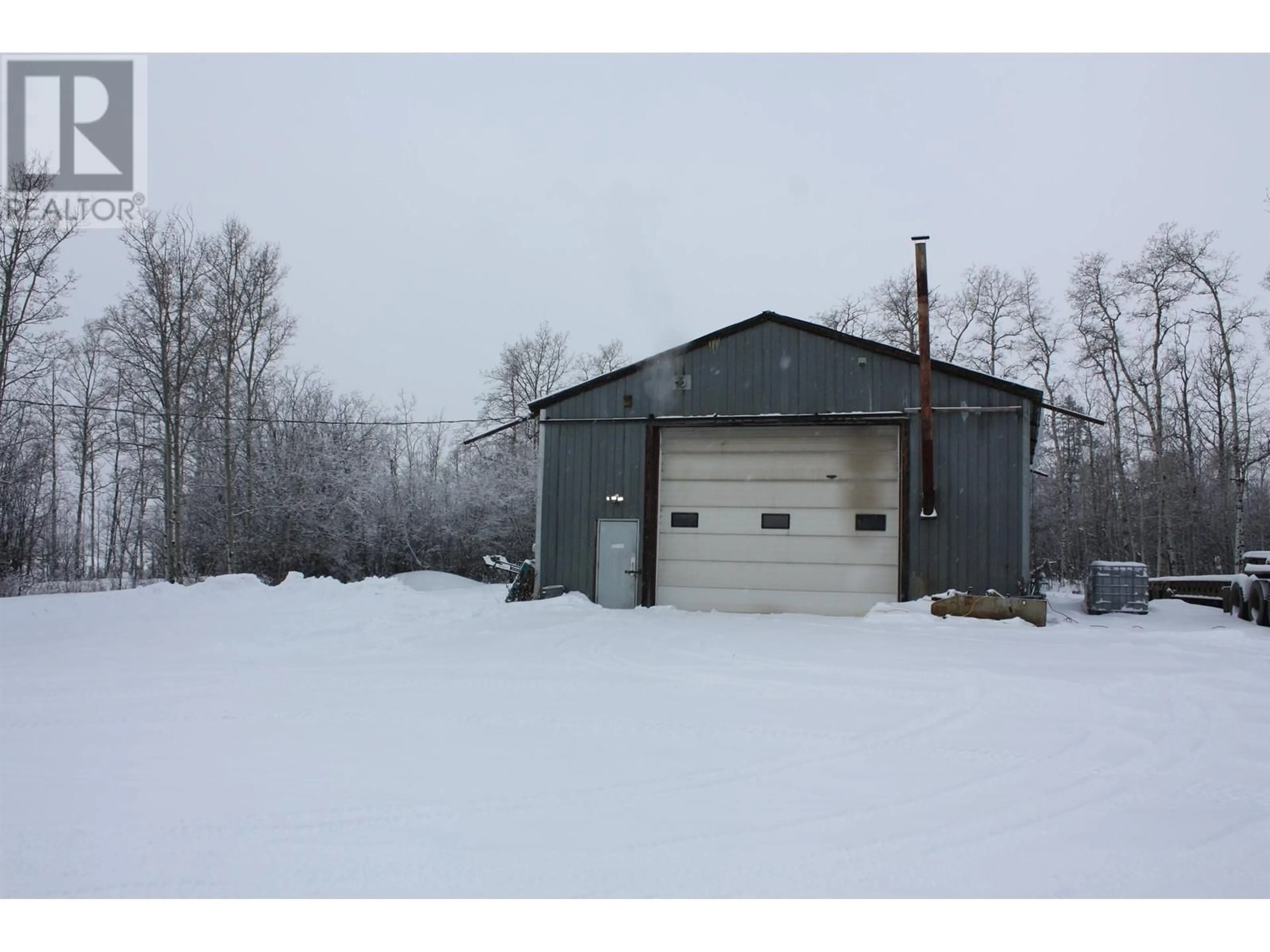 Indoor garage for 7338 CARTIER ROAD, Fort St. John British Columbia V1J8B4