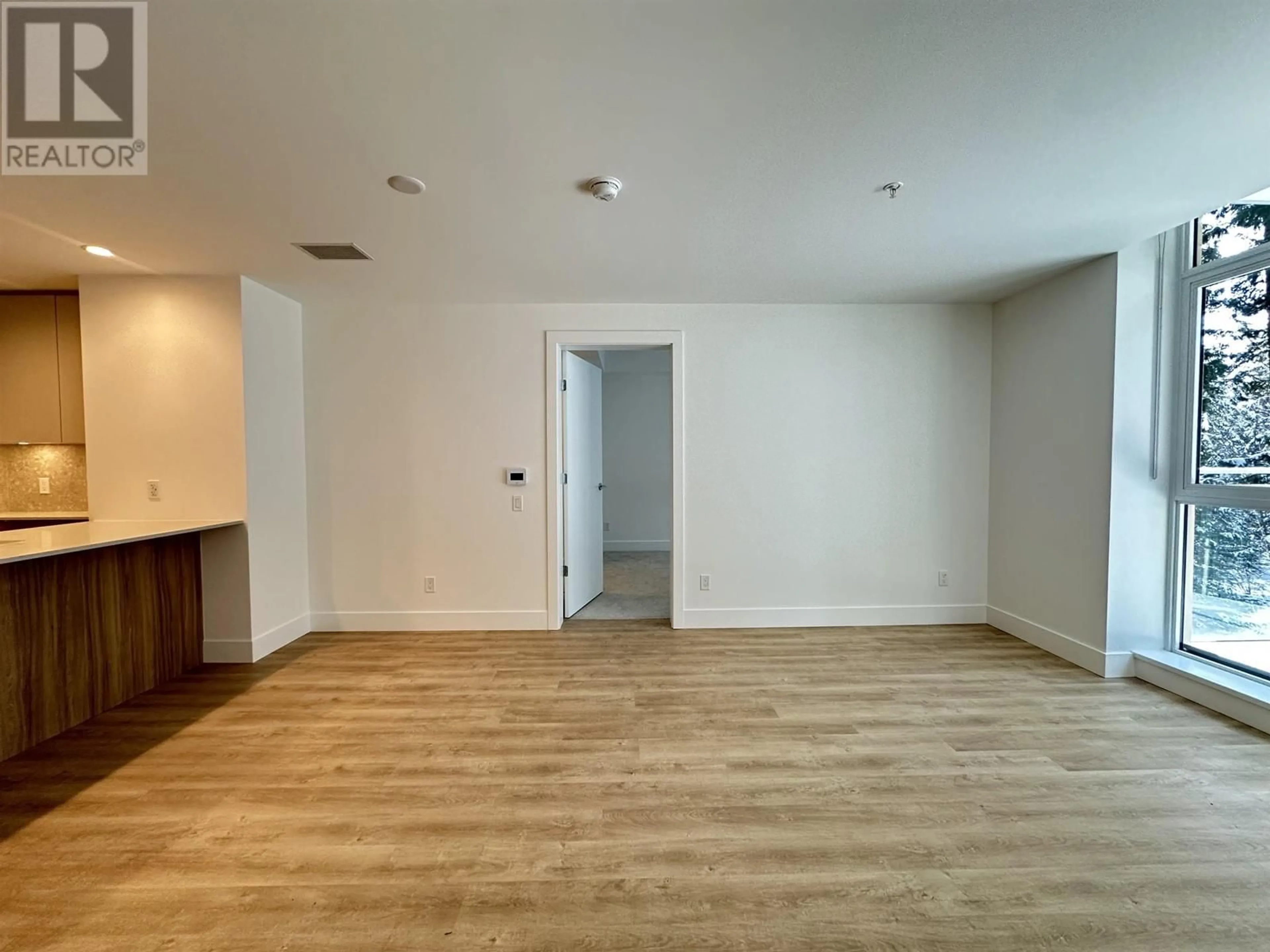 A pic of a room for 401 2325 EMERY COURT, North Vancouver British Columbia V7J0E3