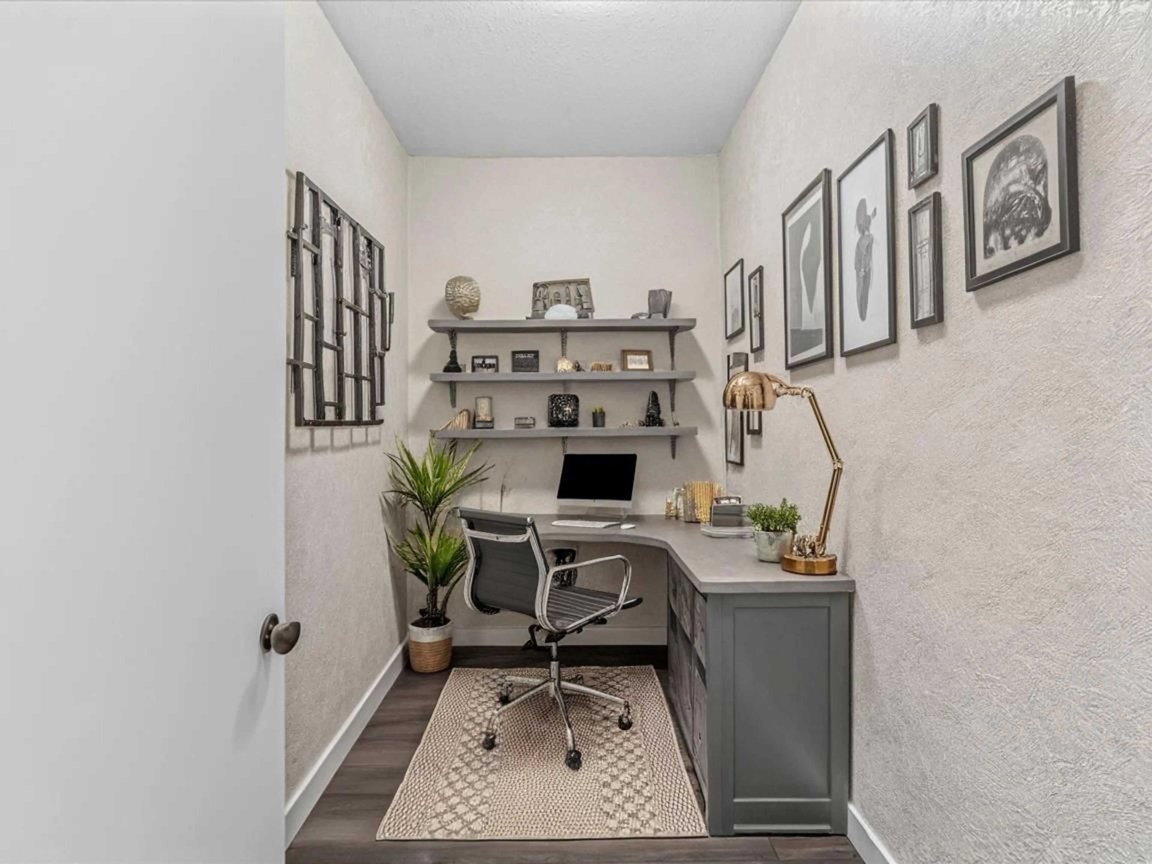Floor plan for 106 - 2853 BOURQUIN WEST, Abbotsford British Columbia V2S6H6
