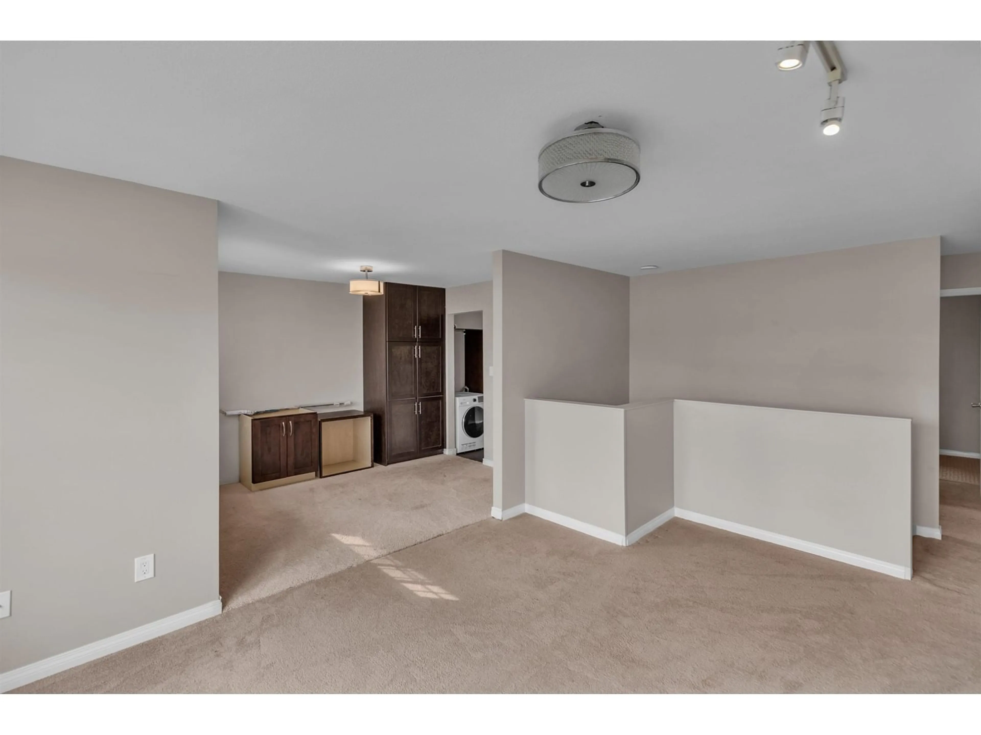 A pic of a room for 33559 KETCH PLACE, Abbotsford British Columbia V2S8B3