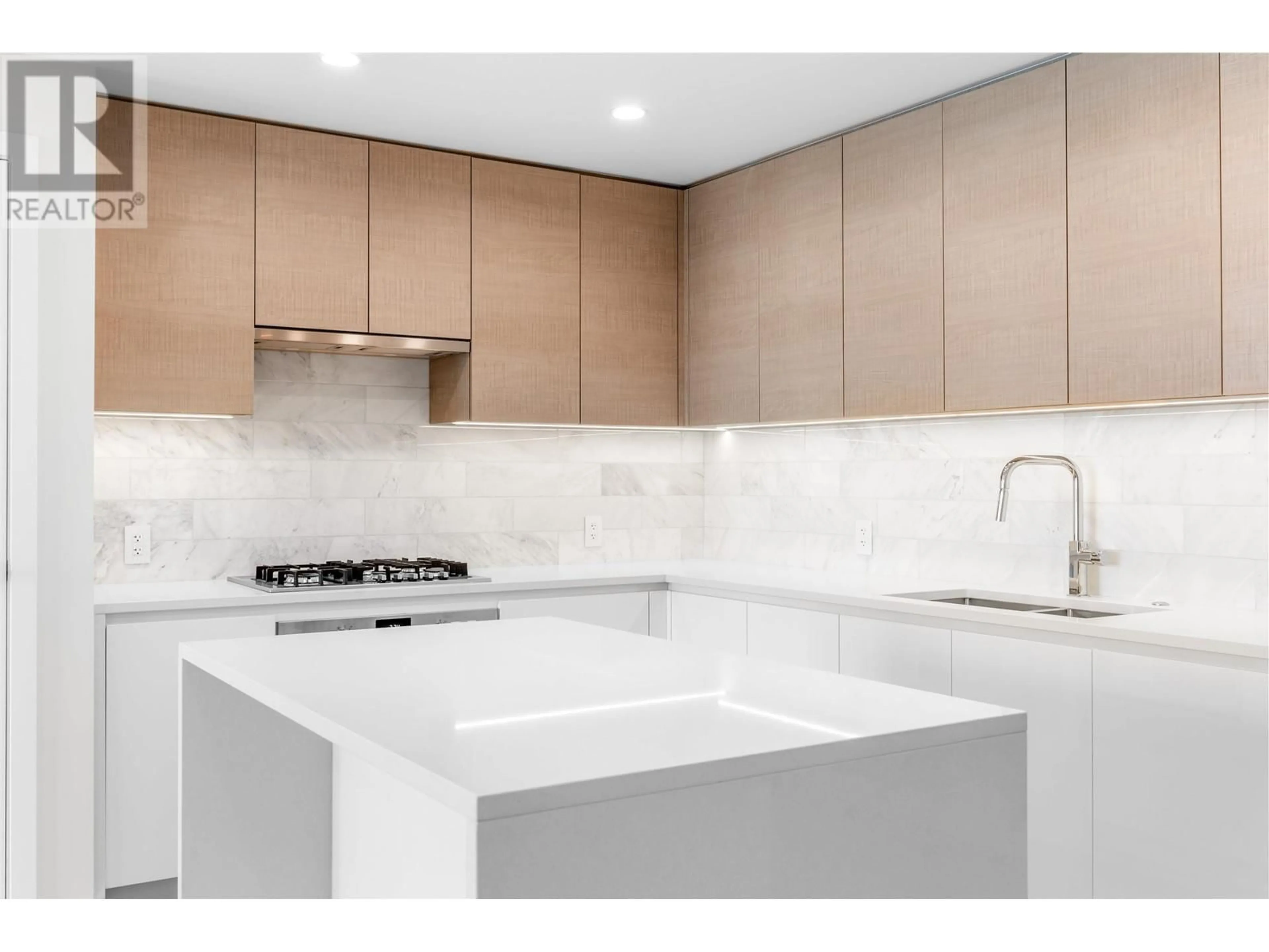 Standard kitchen, ceramic/tile floor for 1106 - 4168 LOUGHEED HIGHWAY, Burnaby British Columbia V5C0N9