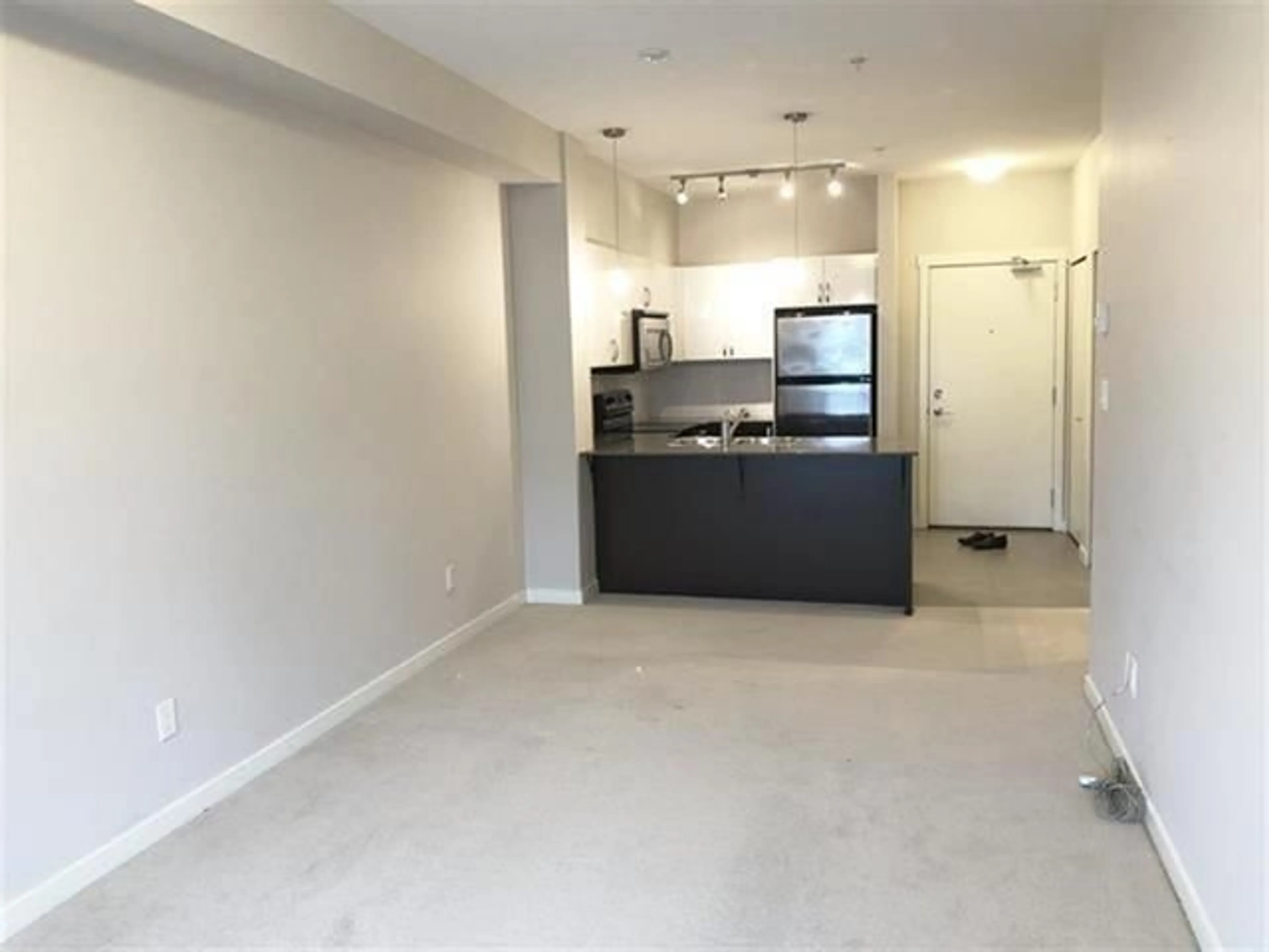 Open concept kitchen, unknown for 313 13789 107A AVENUE, Surrey British Columbia V3T0B8