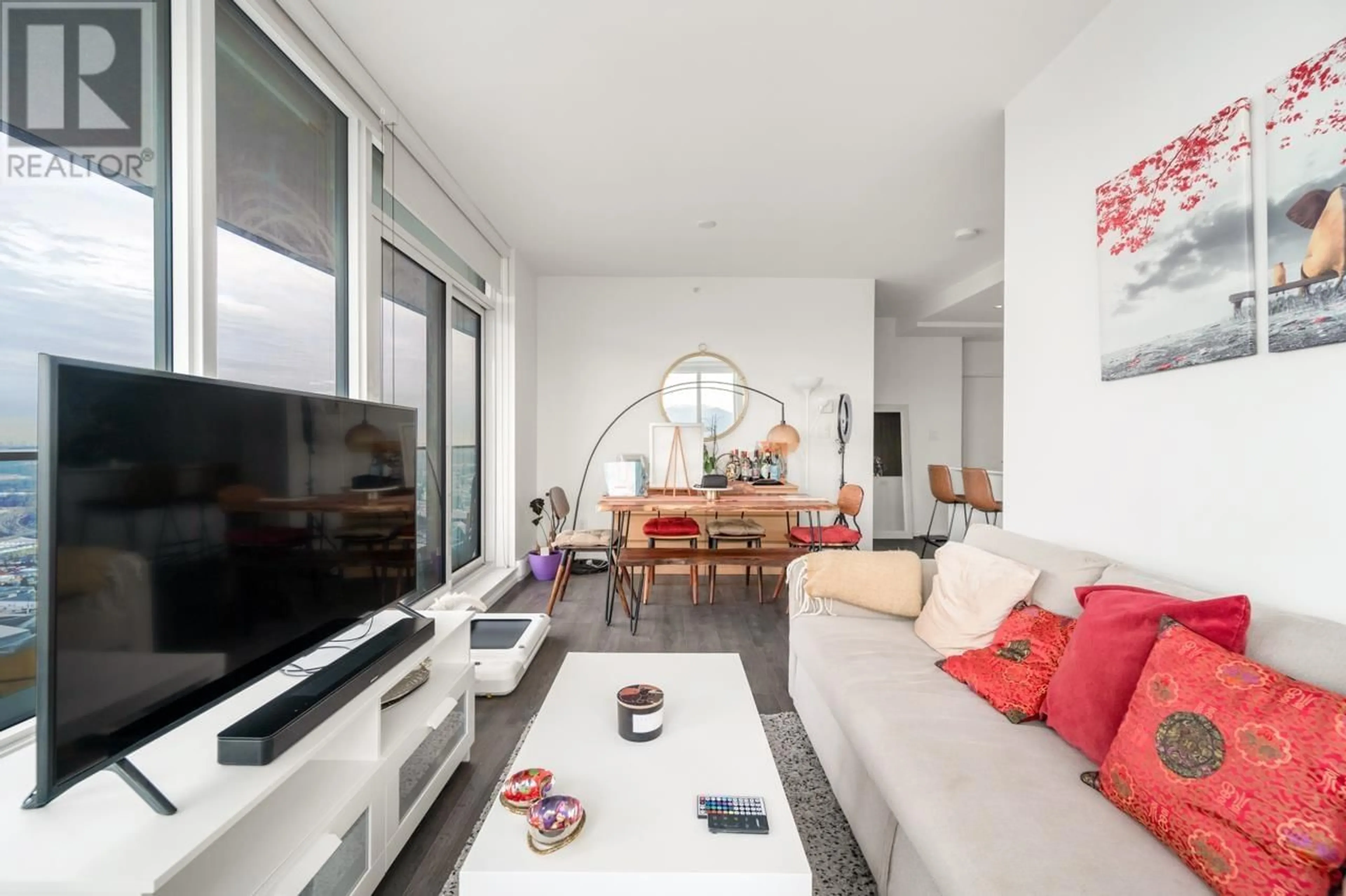 Living room with furniture, unknown for 4911 - 4650 BRENTWOOD BOULEVARD, Burnaby British Columbia V5C0M3