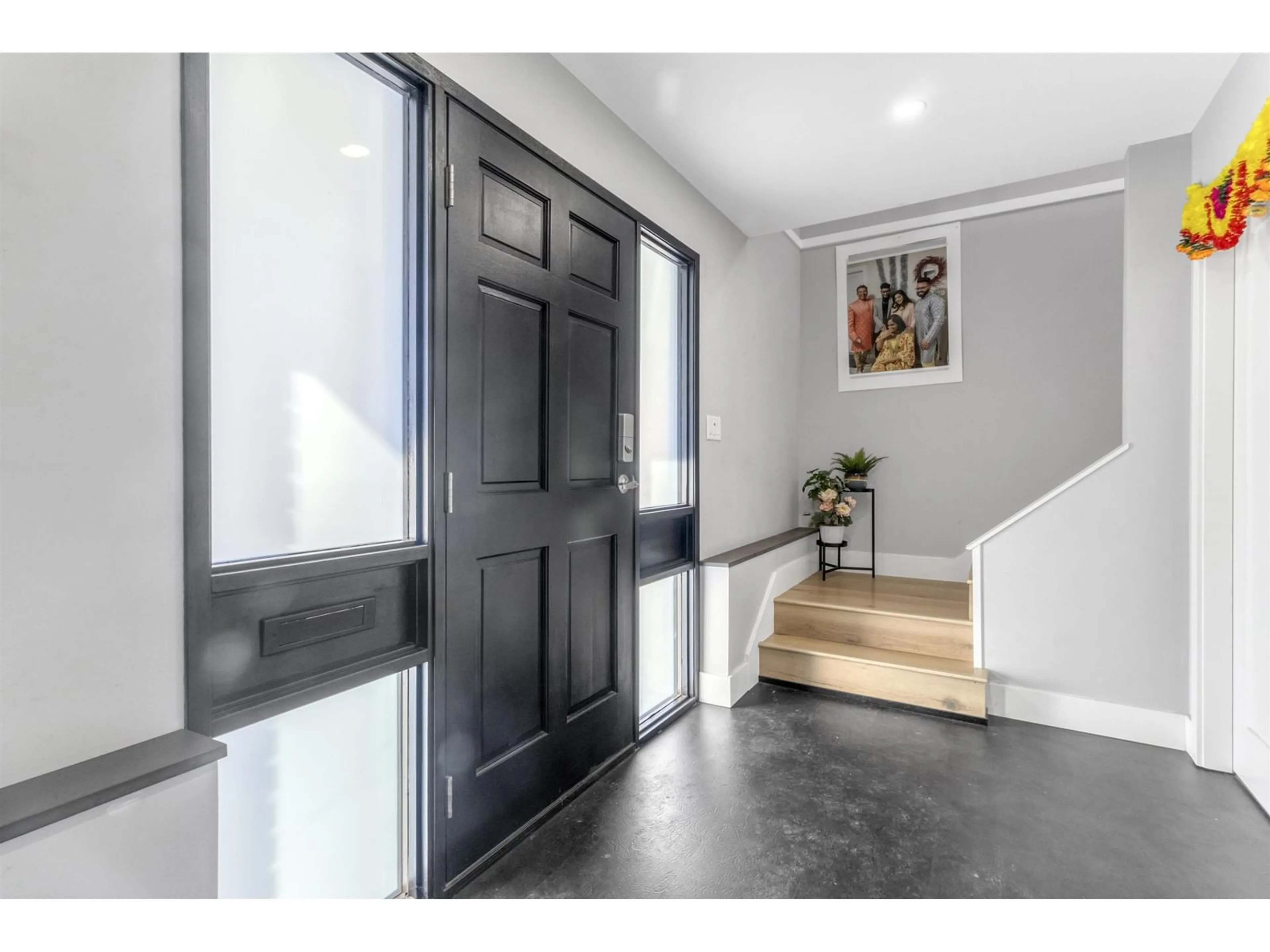 Indoor entryway for 8884 116, Delta British Columbia V4C5W5