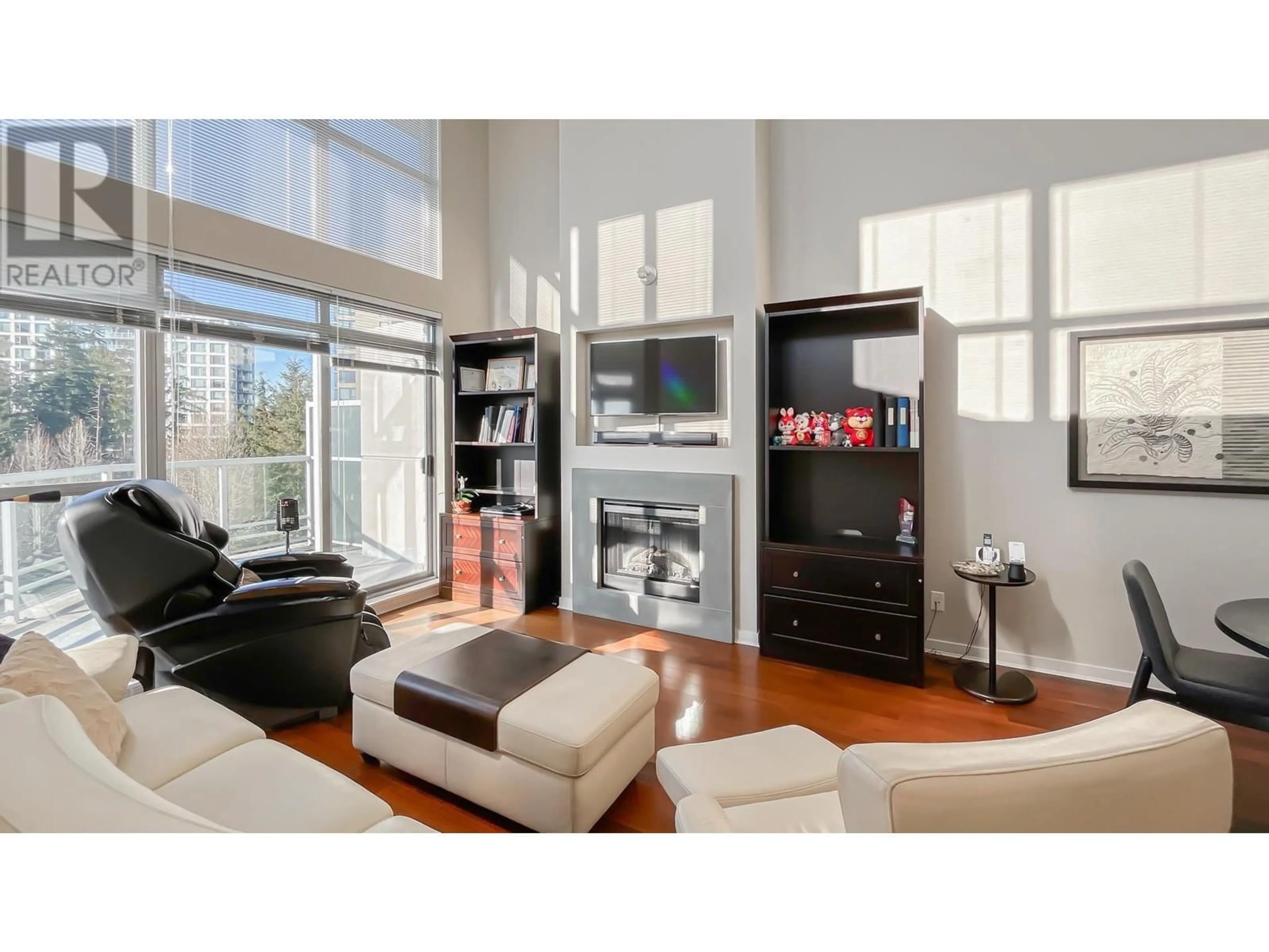 Living room with furniture, unknown for 618 - 9371 HEMLOCK DRIVE, Richmond British Columbia V6Y4K6