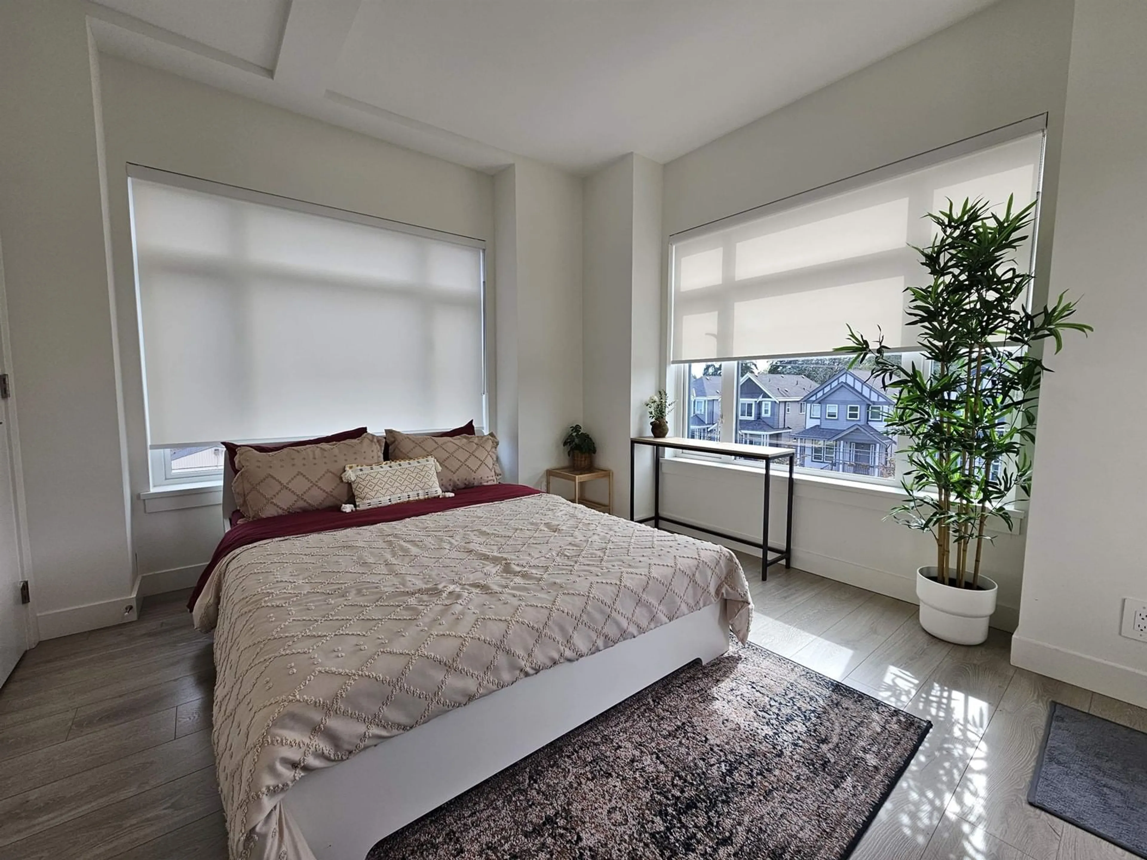 Bedroom with bed, carpet floor for 403 10616 132 STREET, Surrey British Columbia V3T0T3
