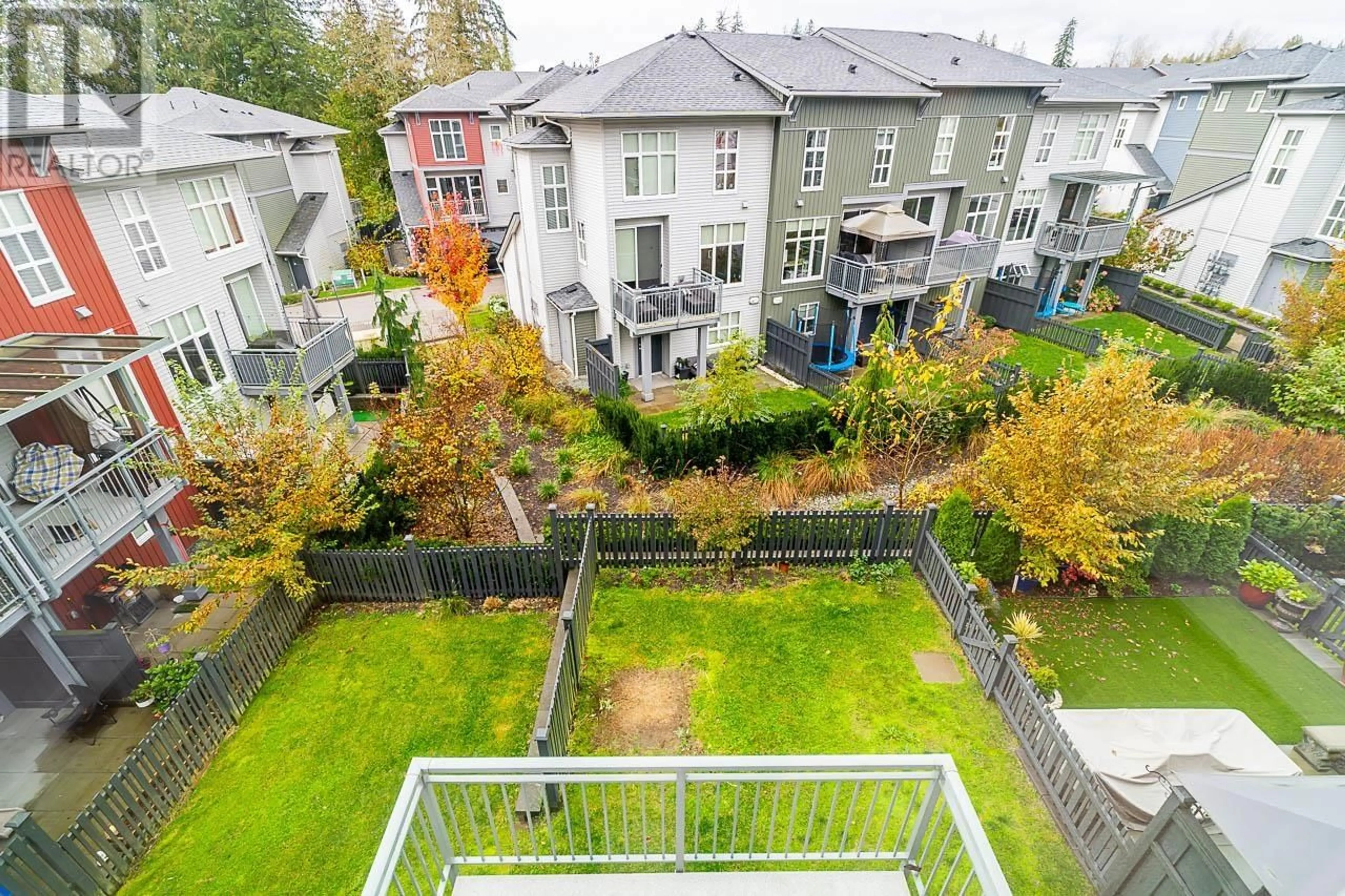 A pic from outside/outdoor area/front of a property/back of a property/a pic from drone, city buildings view from balcony for 44 24076 112 AVENUE, Maple Ridge British Columbia V2W0K2