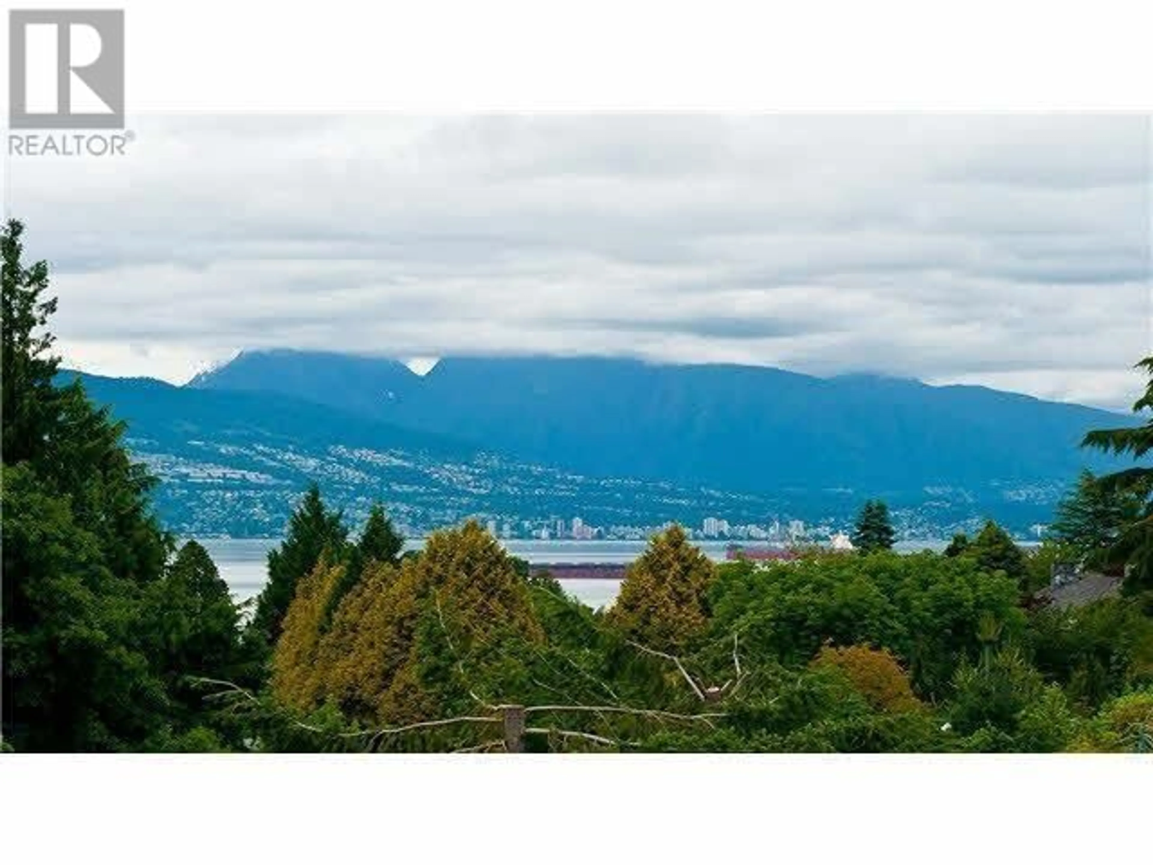 Blurry image for 1416 WESBROOK CRESCENT, Vancouver British Columbia V6T1V7